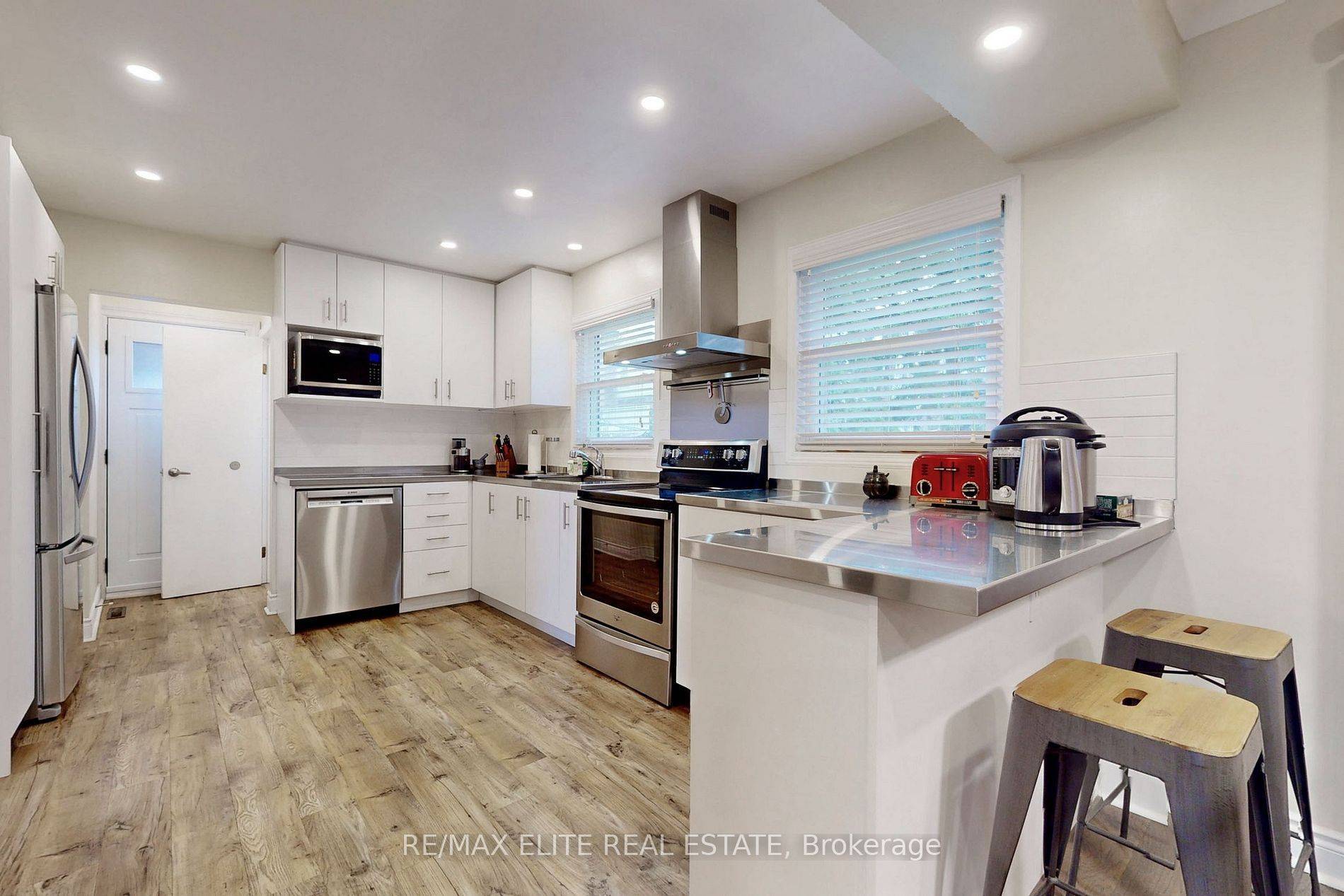 Markham, ON L3T 2K7,50 Henderson AVE