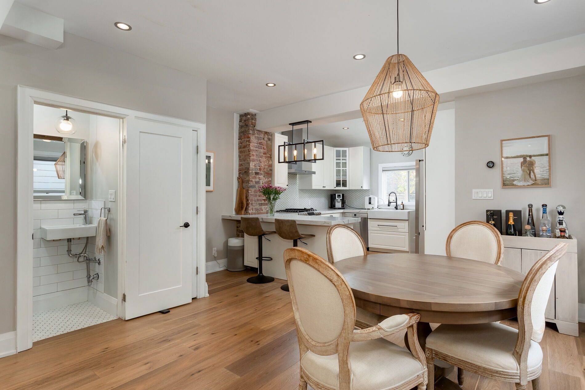 Toronto W06, ON M8V 3B8,171 Islington AVE