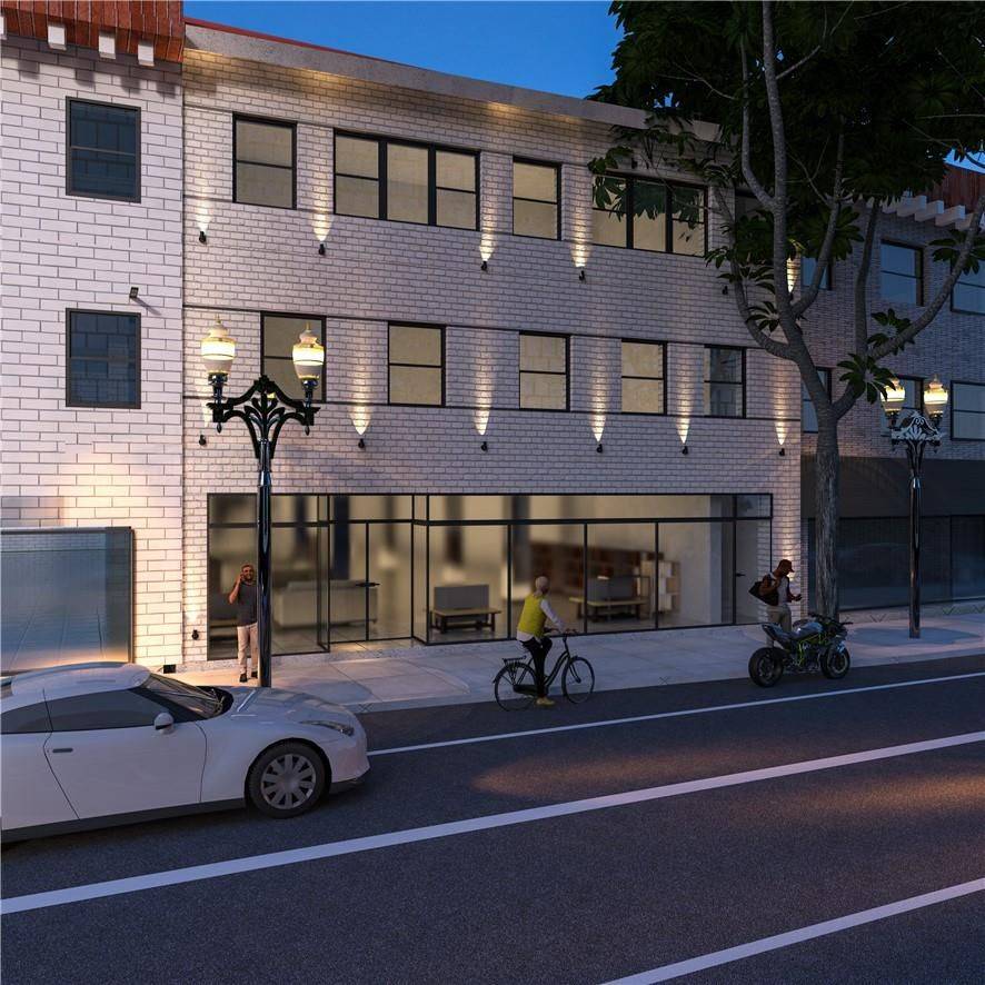 Hamilton, ON L8N 1C1,323-327 King ST E #MAIN