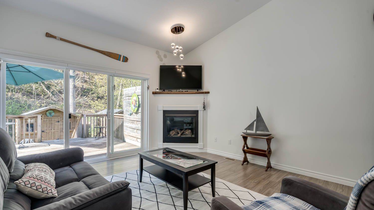 Central Elgin, ON N5L 1G4,374 George ST