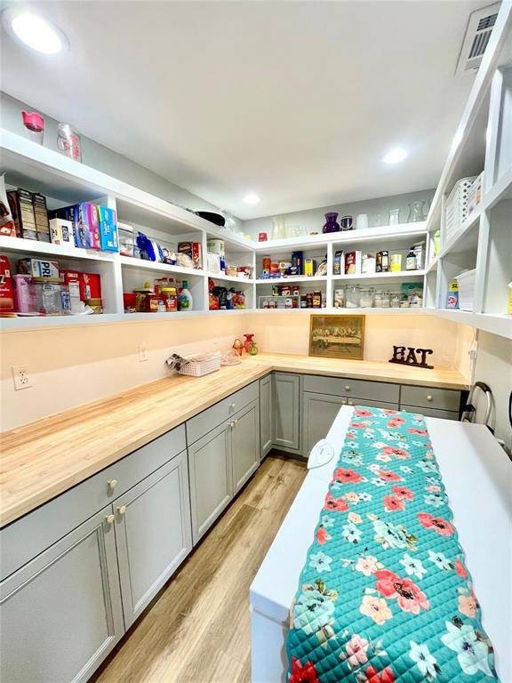 Ben Franklin, TX 75415,7563 Farm Road 128