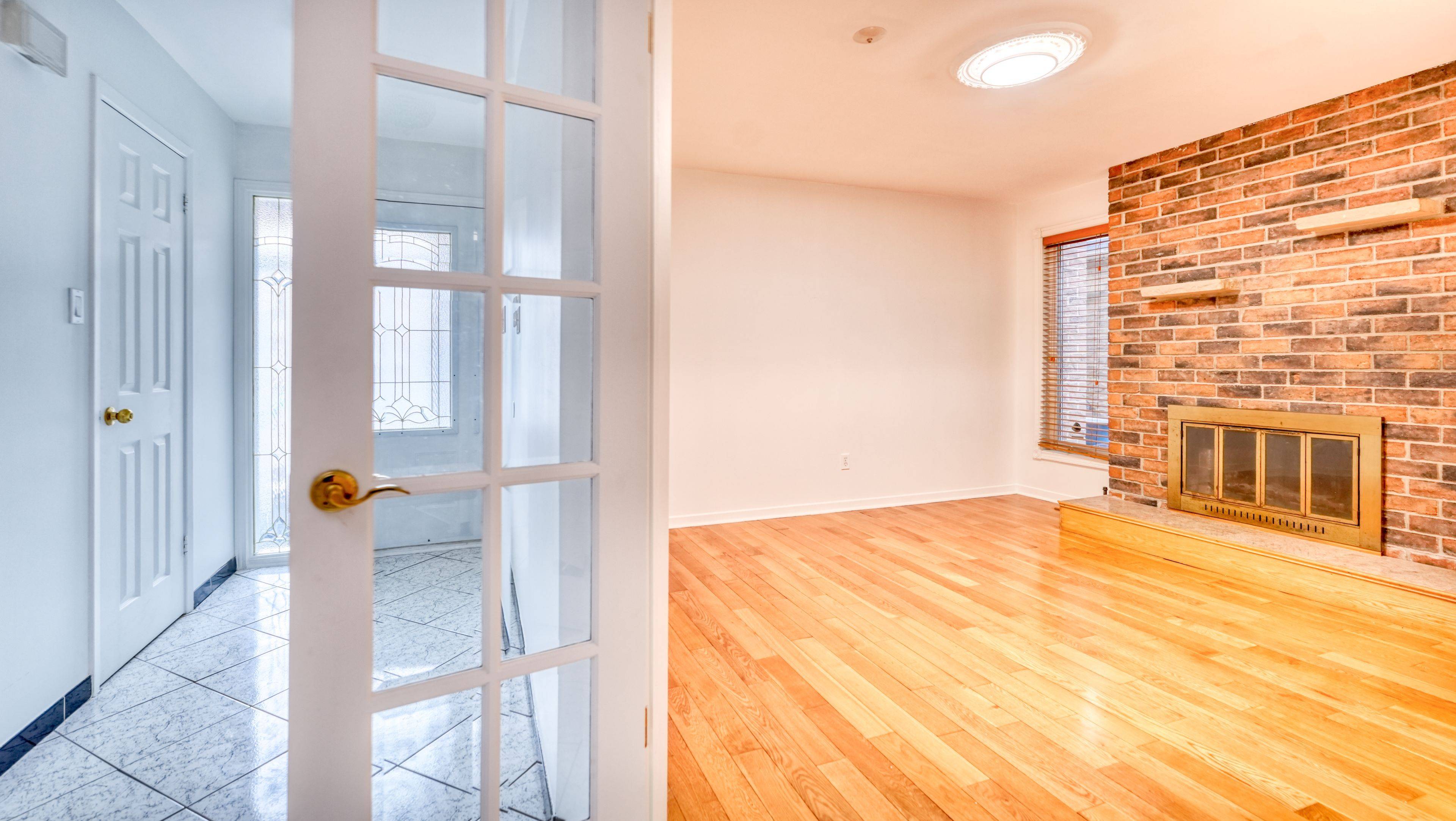 Toronto E05, ON M1W 3H6,9 Seagrave CRES