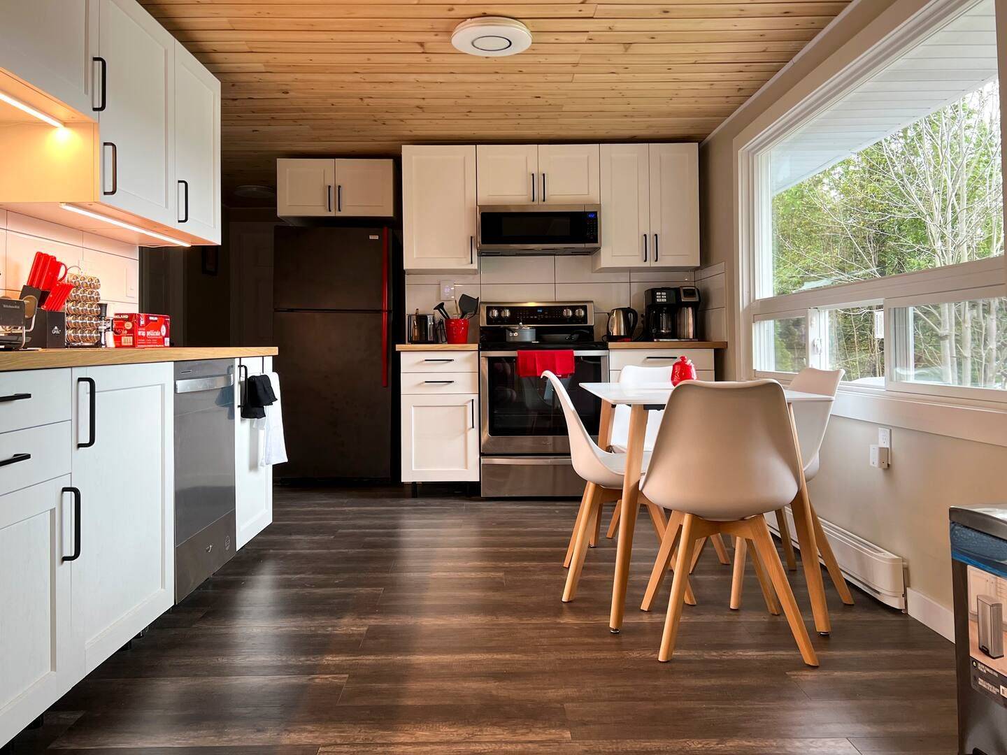 Trent Lakes, ON K0L 1J0,284 KAWARTHA HIDEAWAY RD