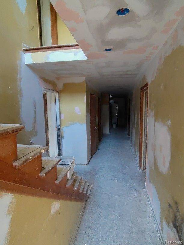 Detroit, MI 48224,9510 WHITTIER ST