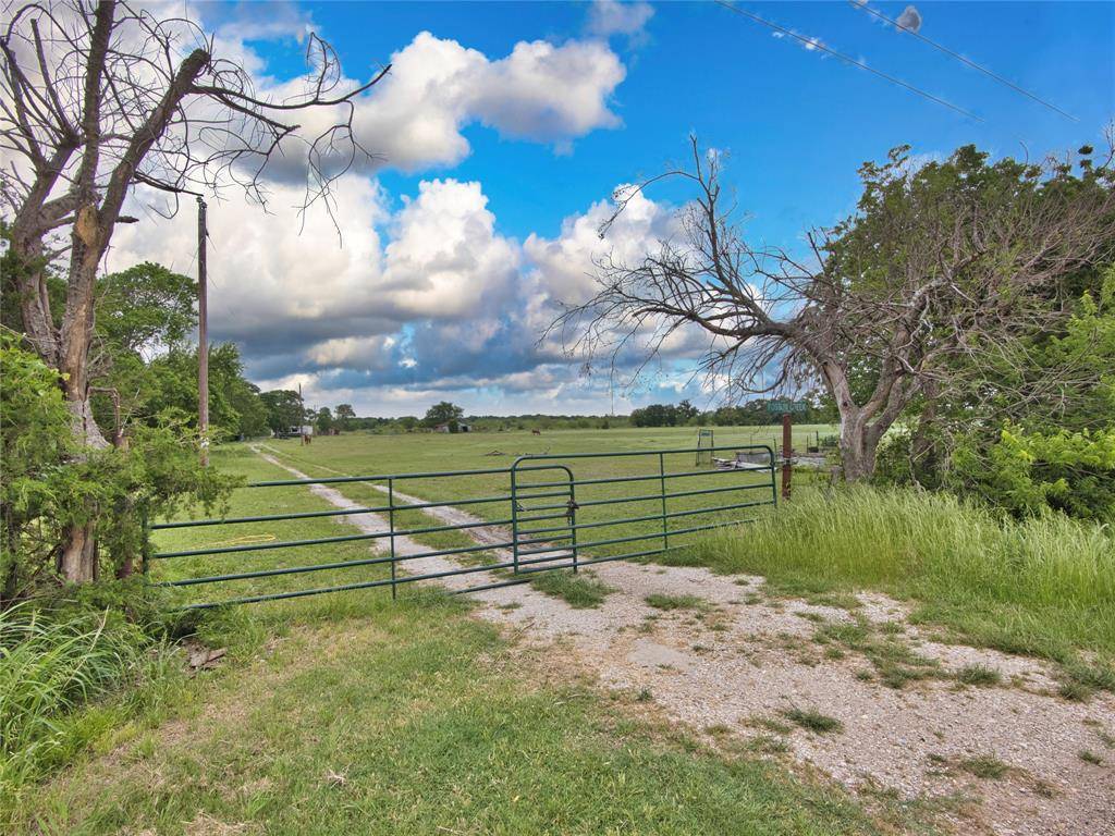 Caddo Mills, TX 75135,4488 County Road 2617