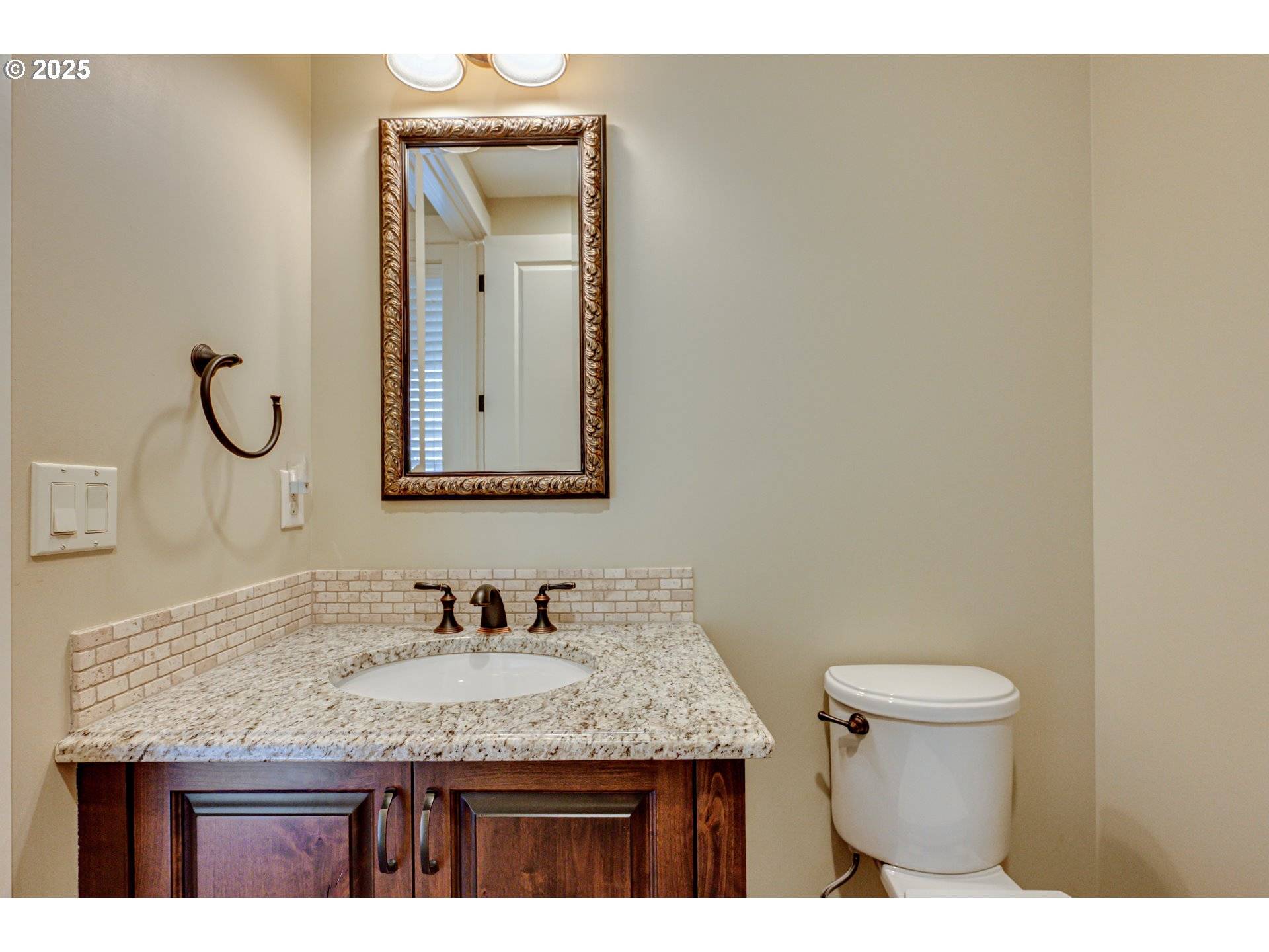 Camas, WA 98607,7705 NW QUINAULT ST