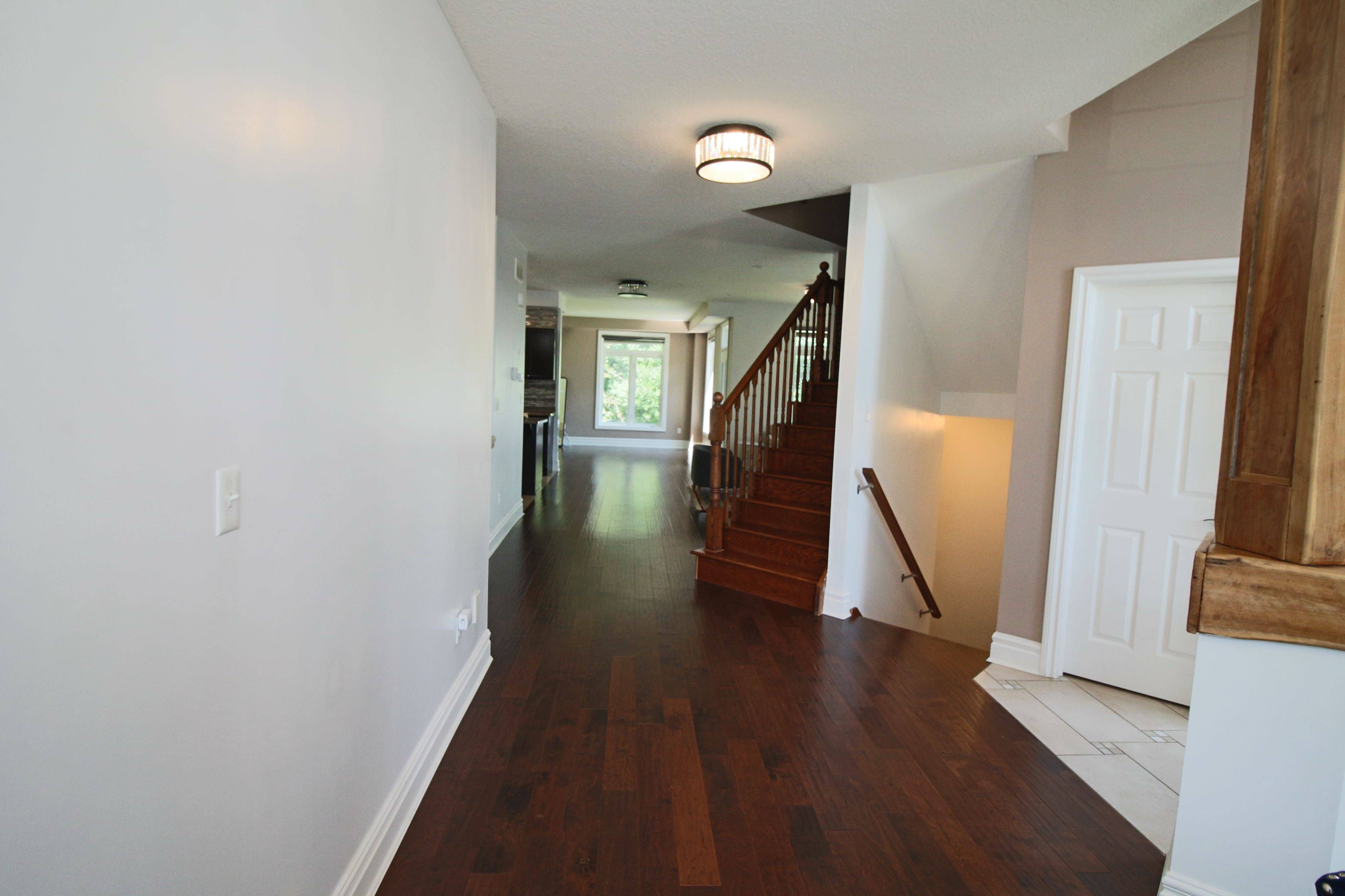 London North, ON N6G 0J9,1052 Loft CT