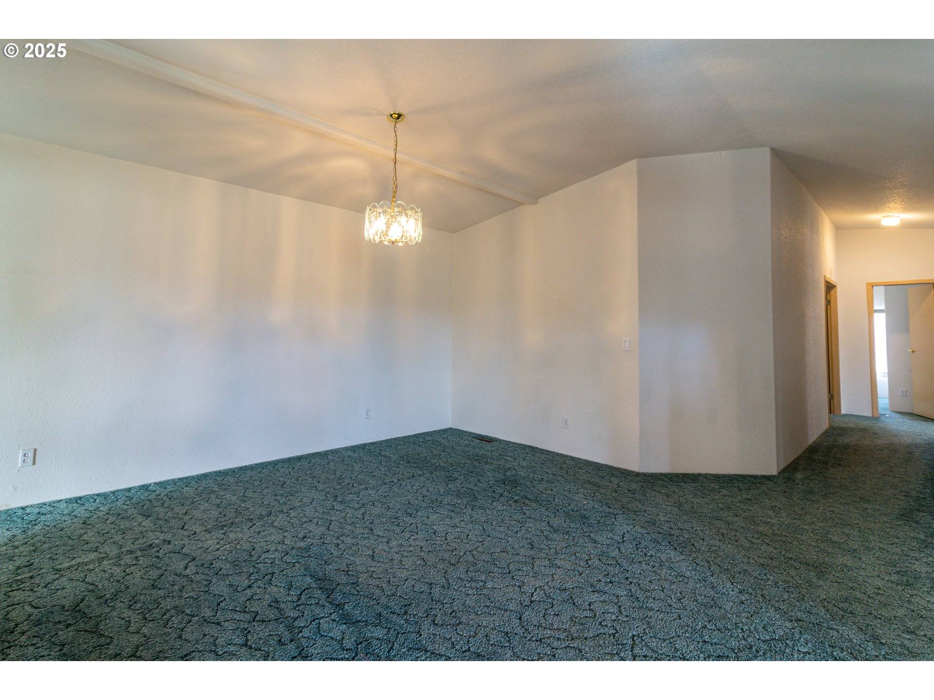 Hermiston, OR 97838,30683 Spring CT