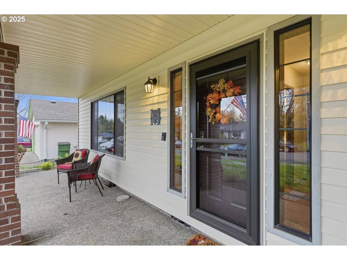 Newberg, OR 97132,105 W PINEHURST CT