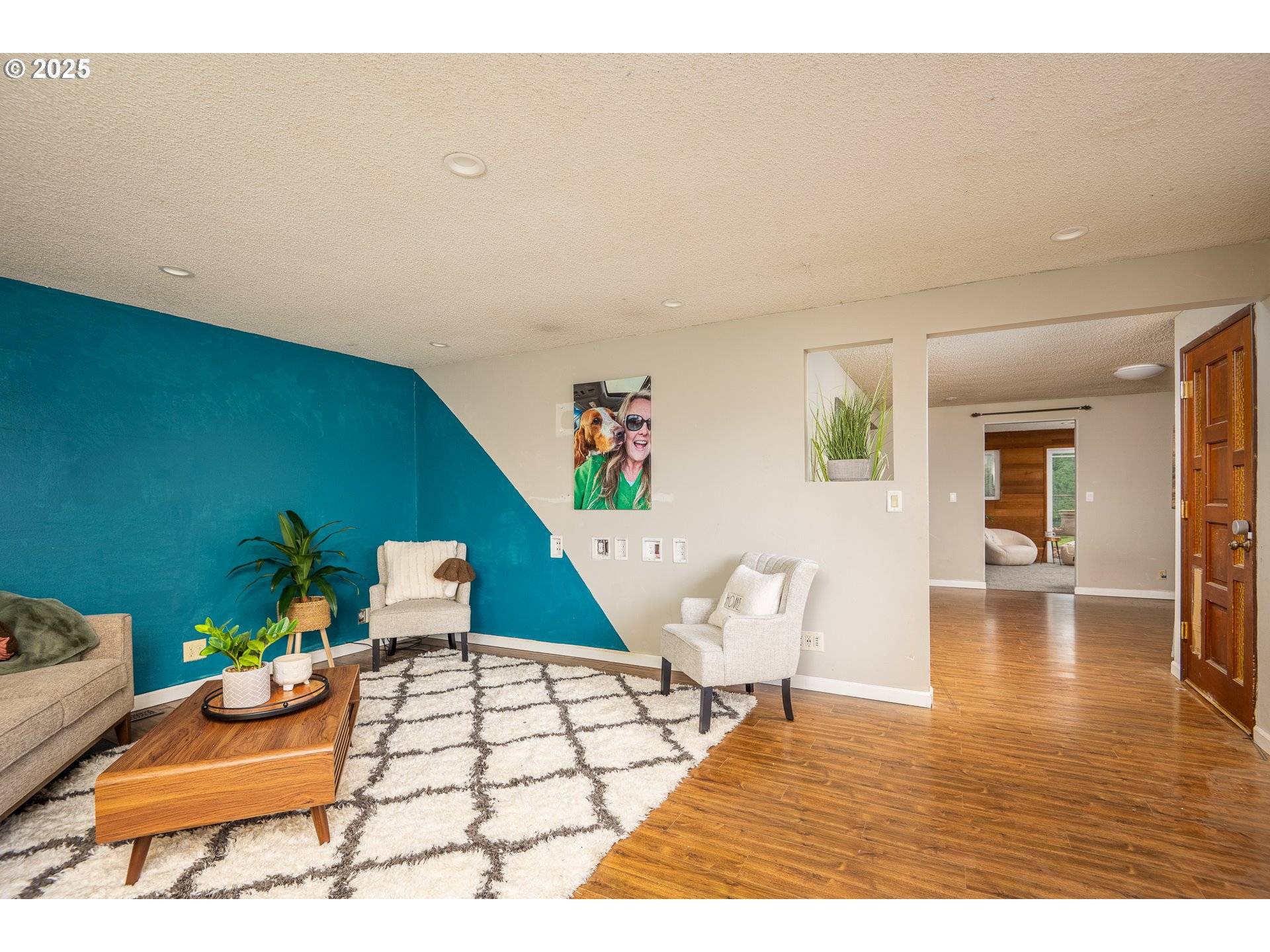 Eugene, OR 97401,1270 CALVIN ST