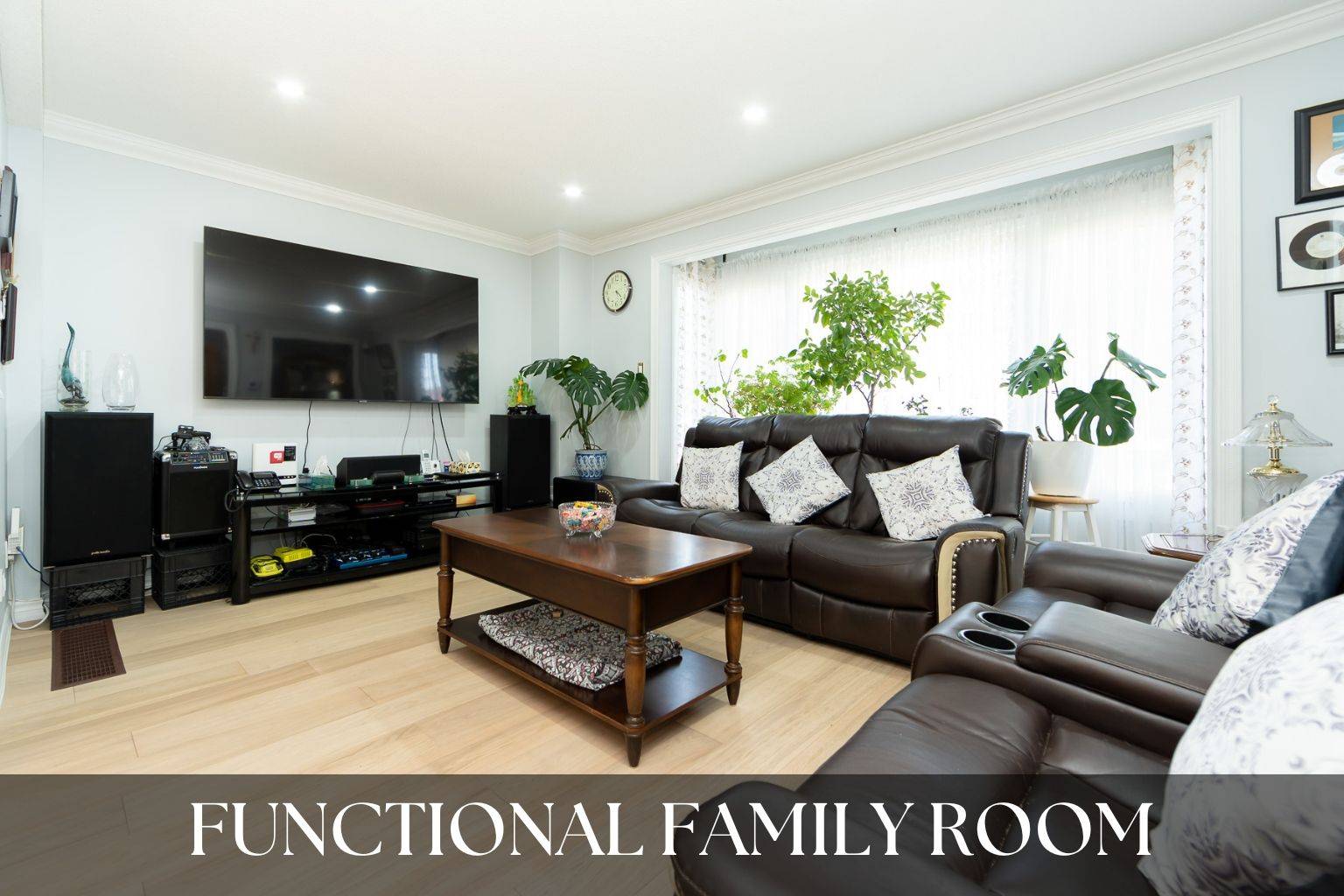 Toronto E11, ON M1B 2K3,90 Wingarden CT #190