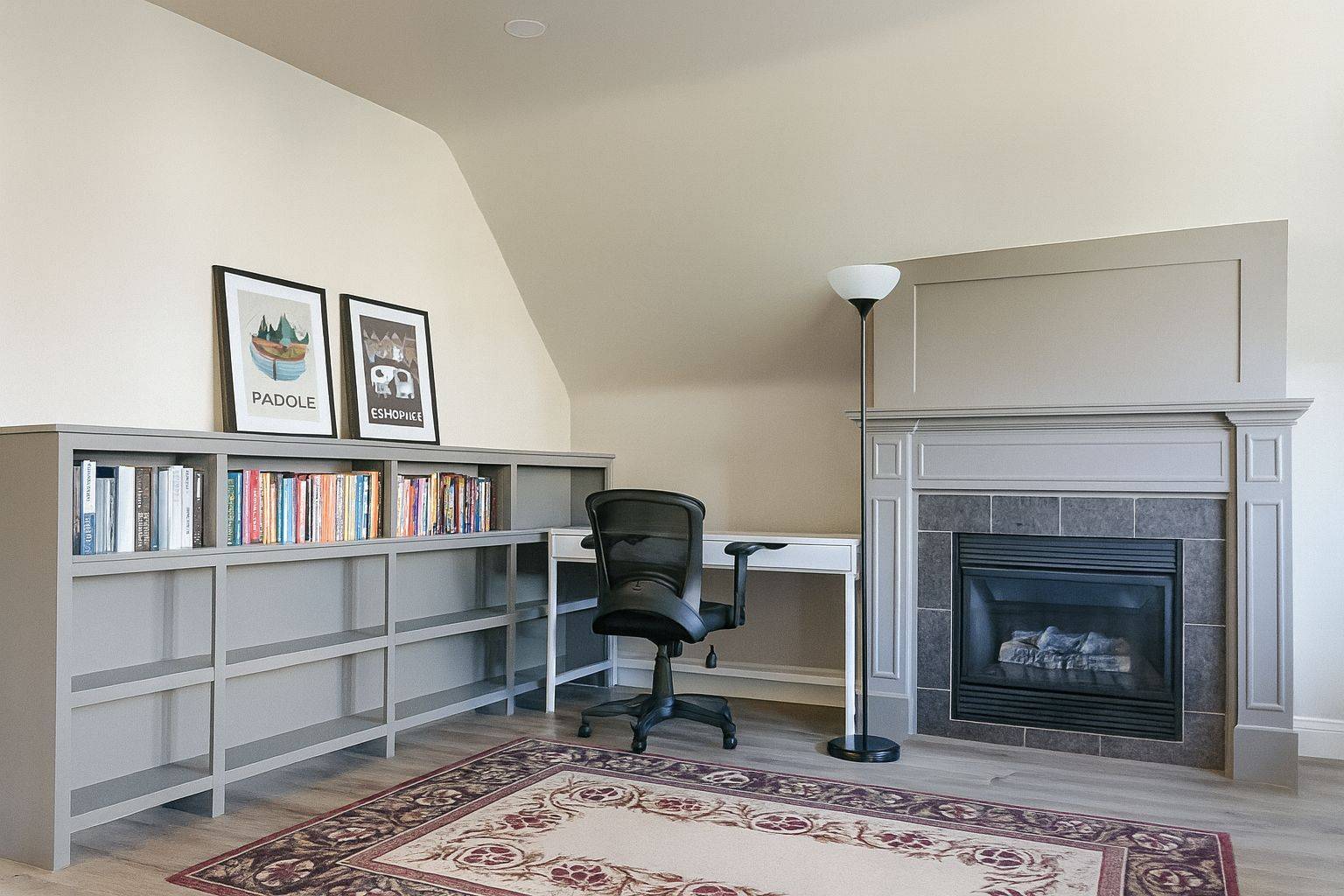 Ottawa Centre, ON K2P 0H4,12 SOMERSET ST W #3