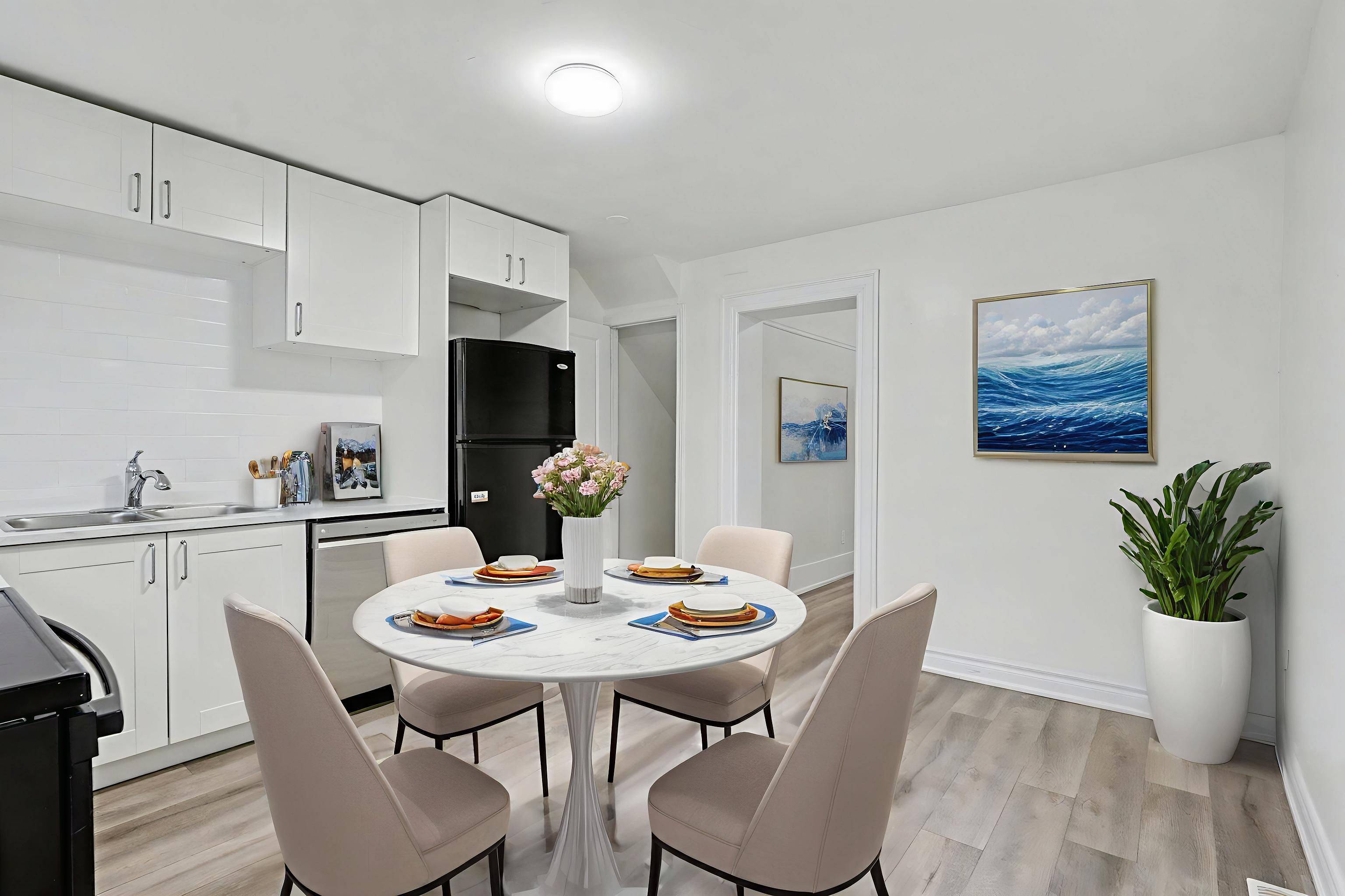 Hamilton, ON L8N 1N5,287 Hunter ST E