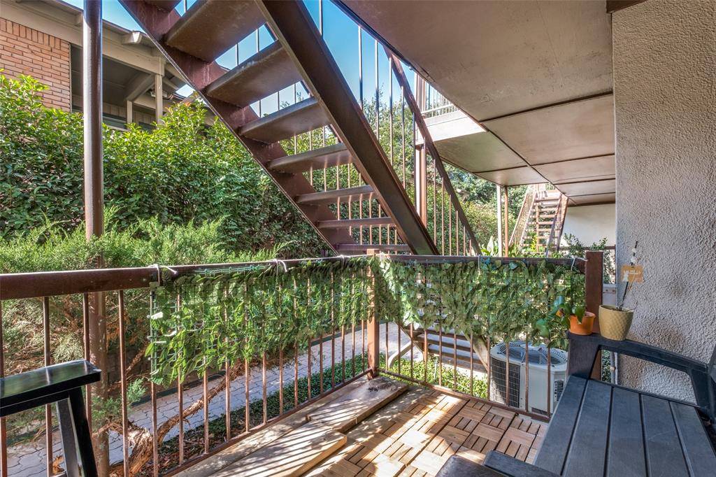 Dallas, TX 75219,3314 Douglas Avenue #104