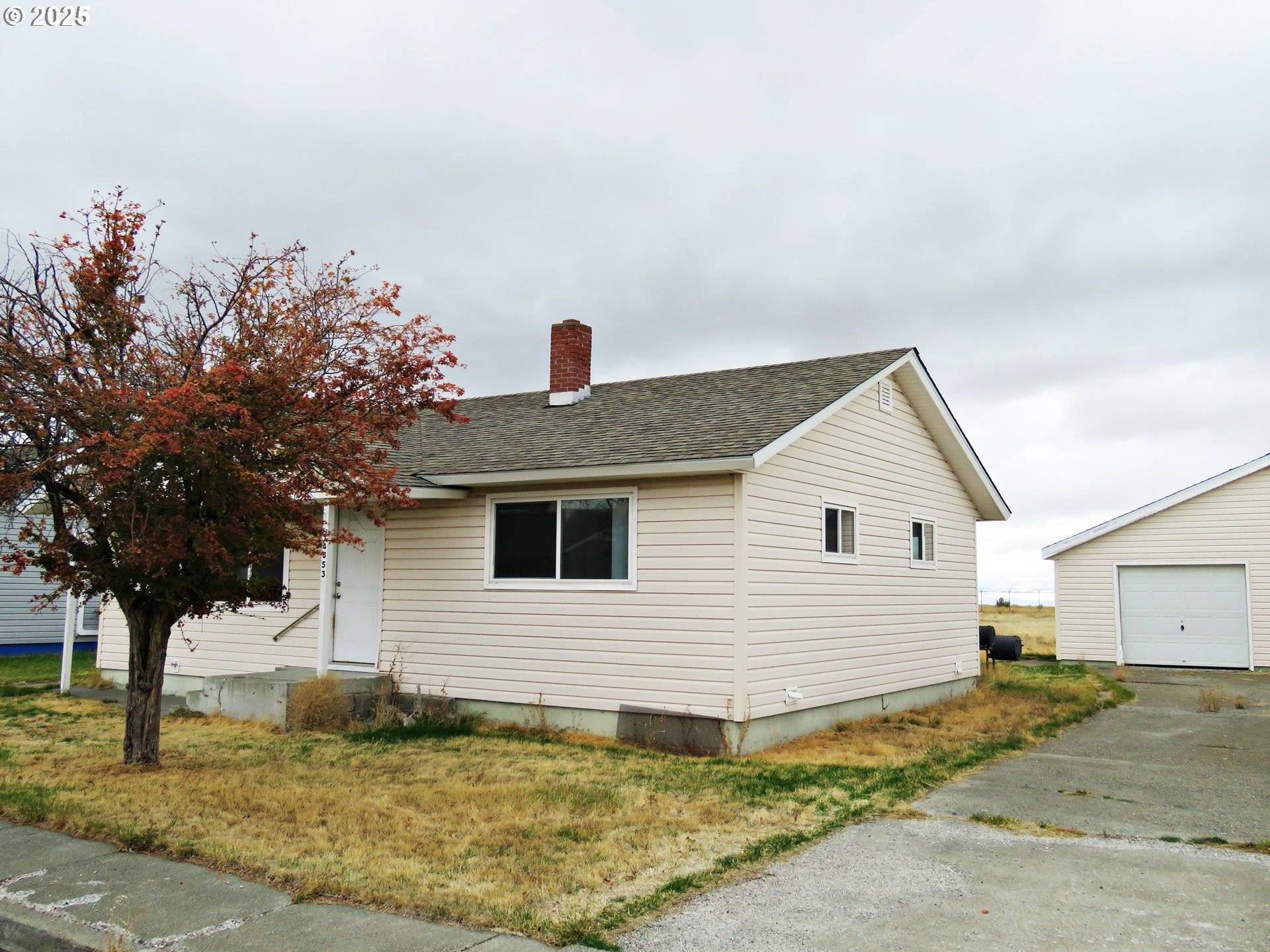 Condon, OR 97823,14853 MT VIEW DR