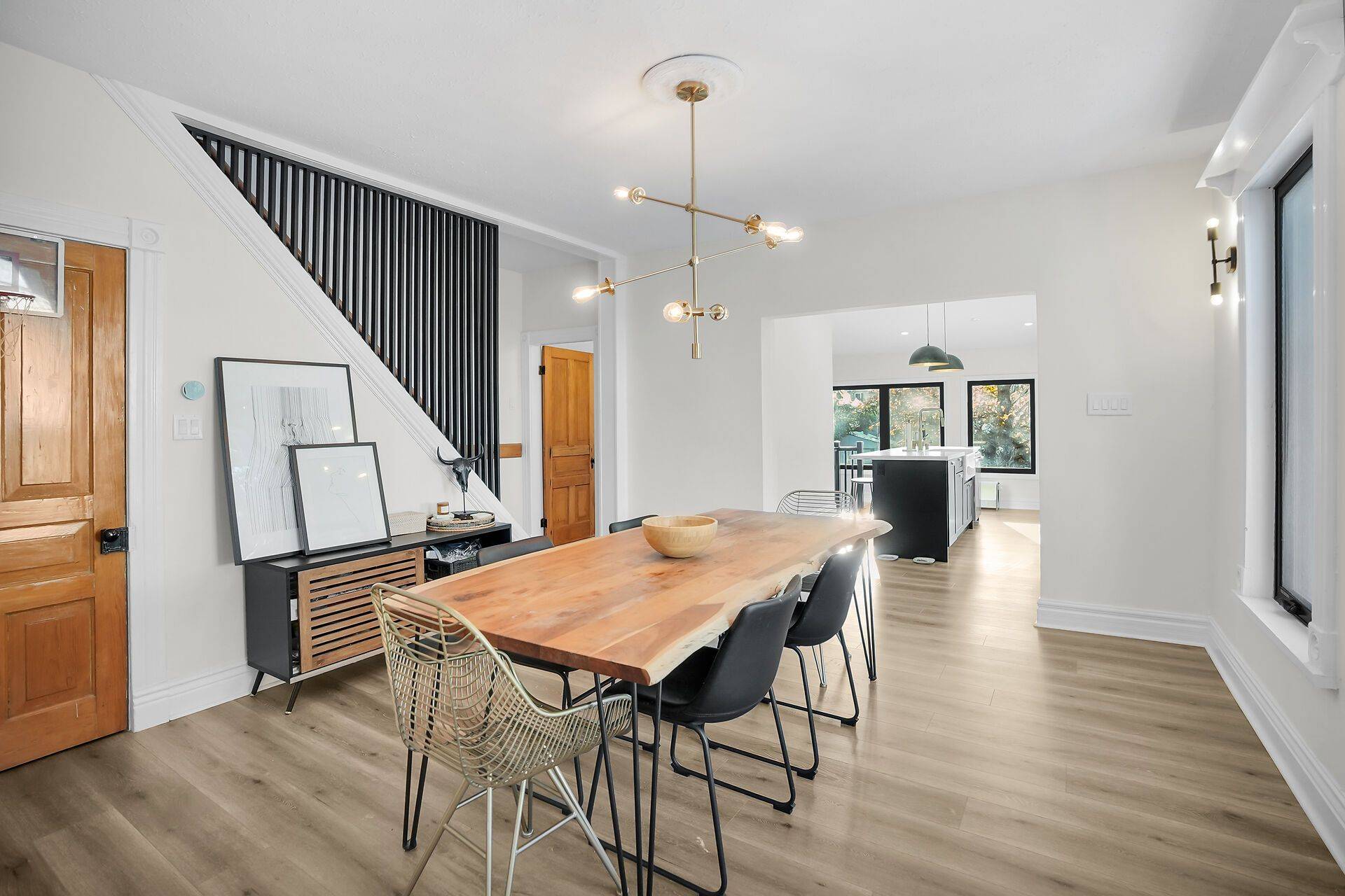 London North, ON N6H 1A5,139 Walnut ST