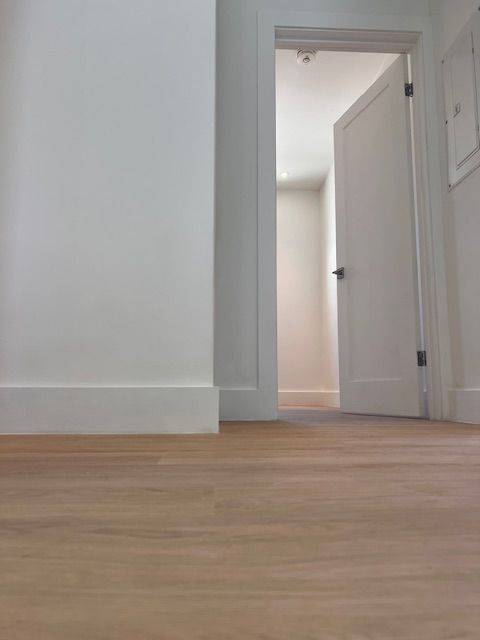 Hamilton, ON L8T 3K6,286 East 45th ST #1