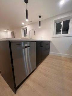 Hamilton, ON L8T 3K6,286 East 45th ST #2