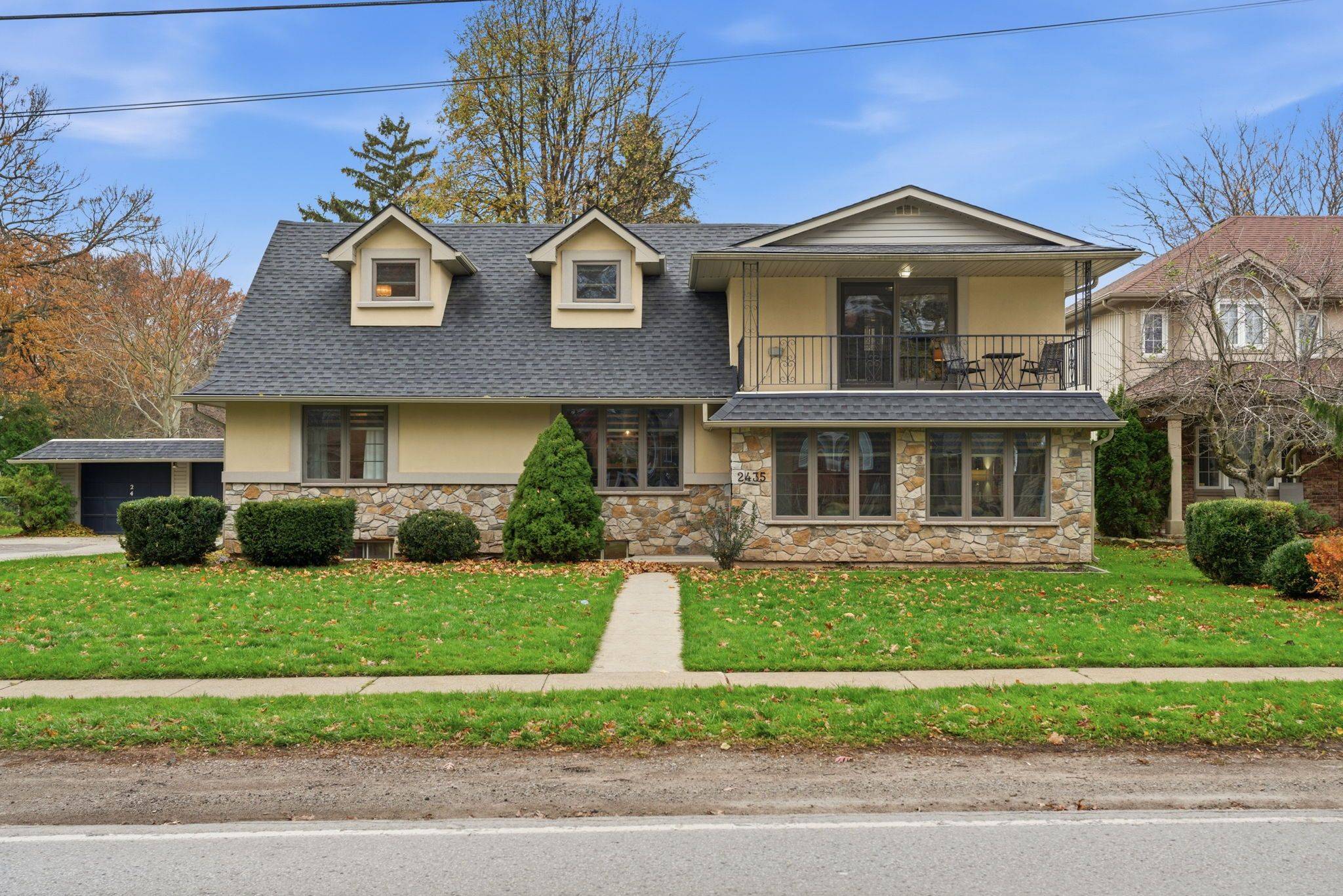 Niagara Falls, ON L2J 2Y9,2435 Dorchester RD