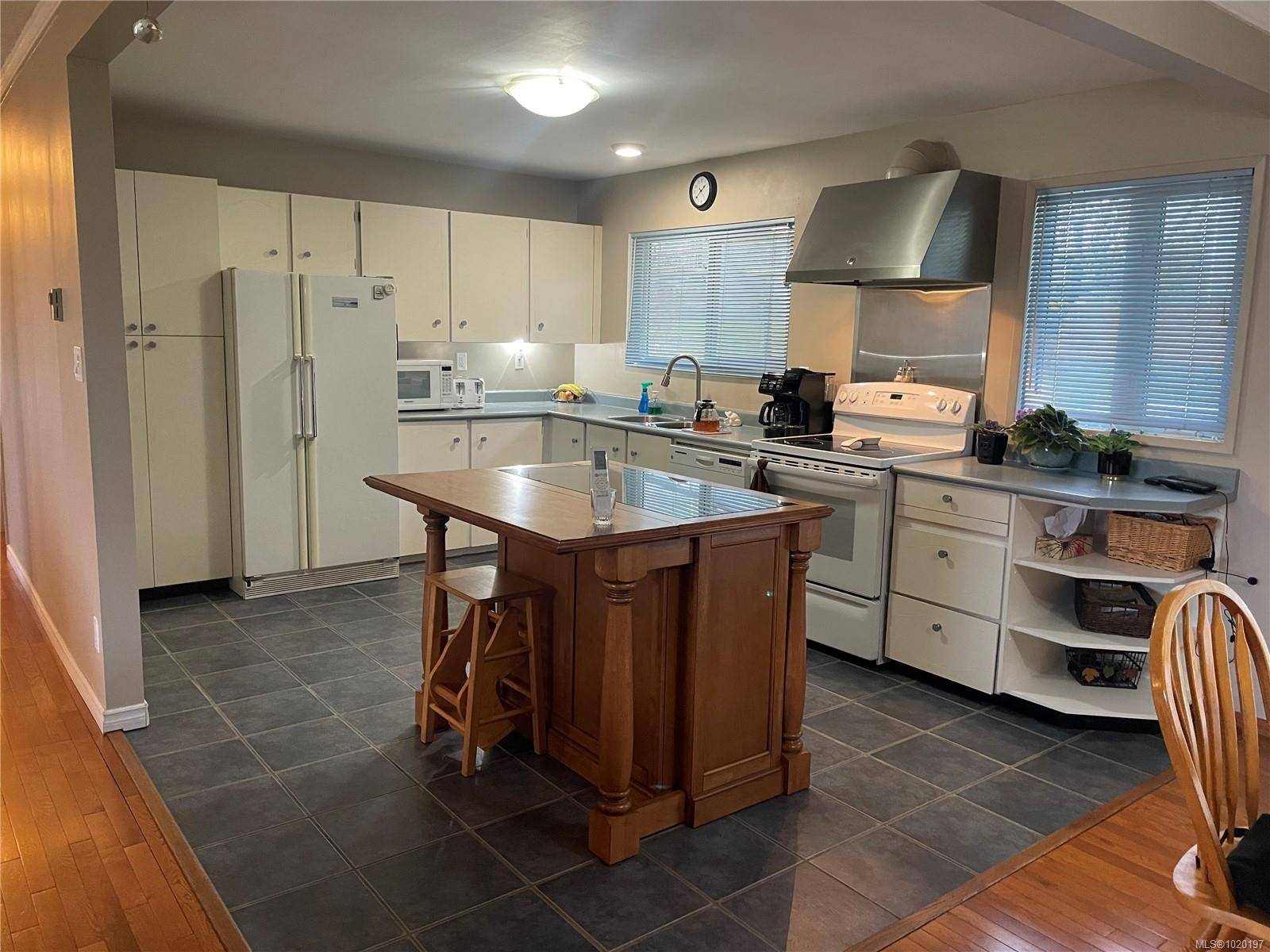 Port Alice, BC V0N 2N0,965 Haida Ave