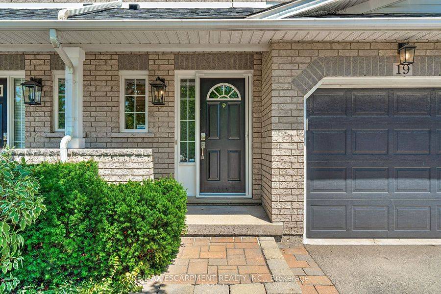 Burlington, ON L7M 4W1,2151 Walkers Line #19