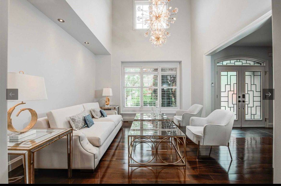 Oakville, ON L6L 6V7,87 Great Lakes BLVD S