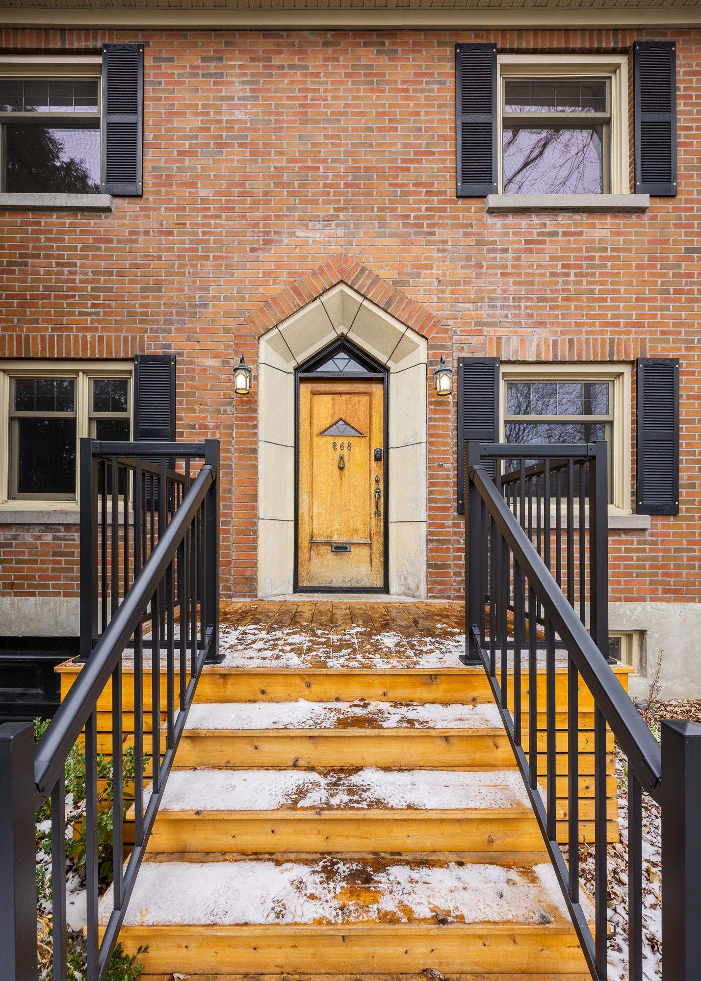 Dows Lake - Civic Hospital And Area, ON K1Y 1Y2,268 Fairmont AVE