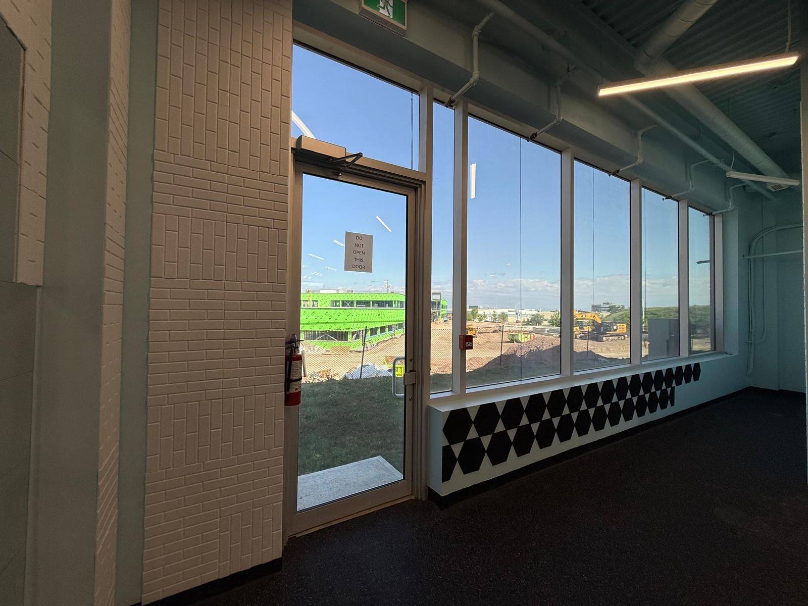 Oakville, ON L6H 3V7,1943 Ironoak WAY #B103