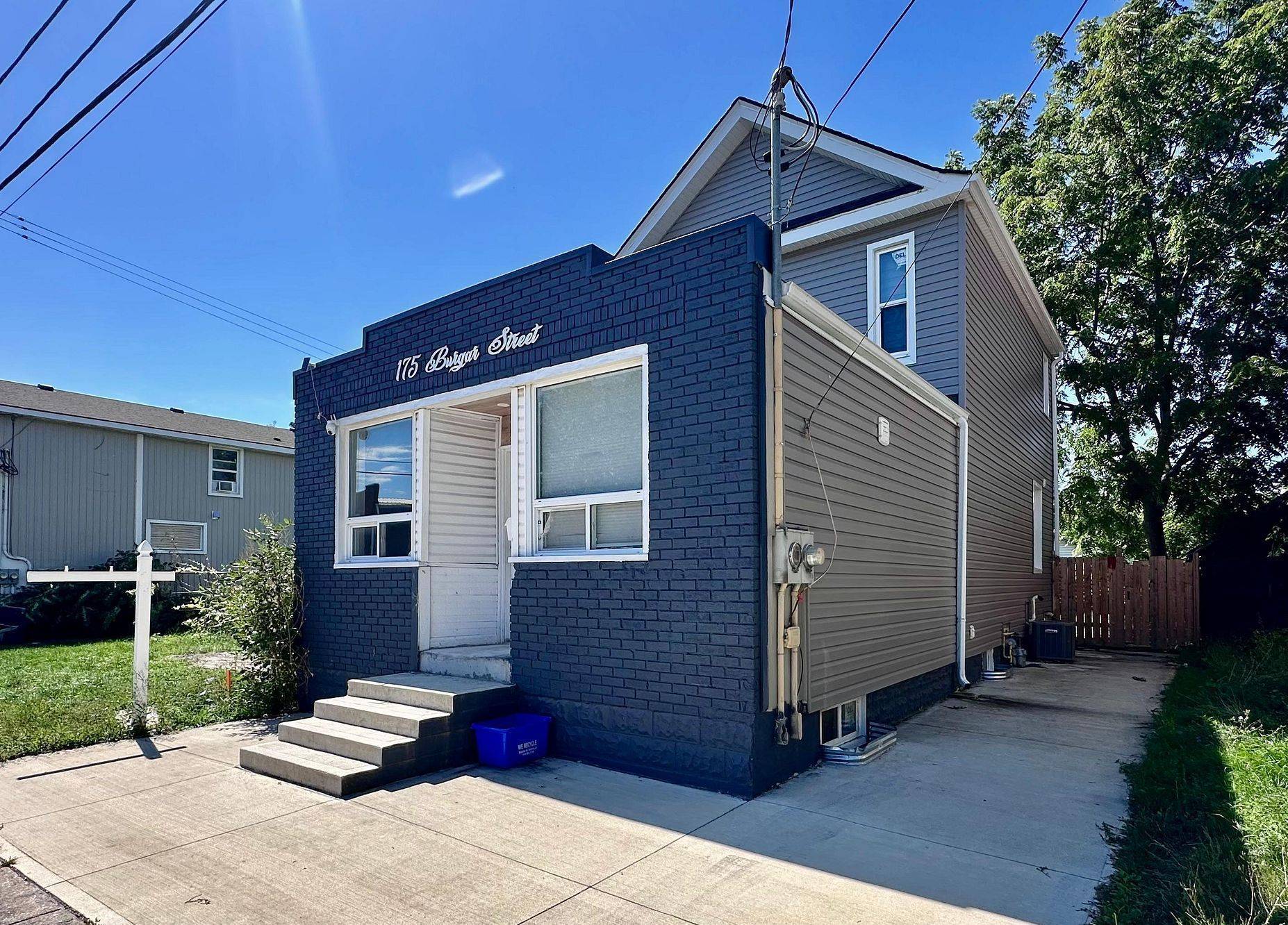 Welland, ON L3B 2T3,175 Burgar ST