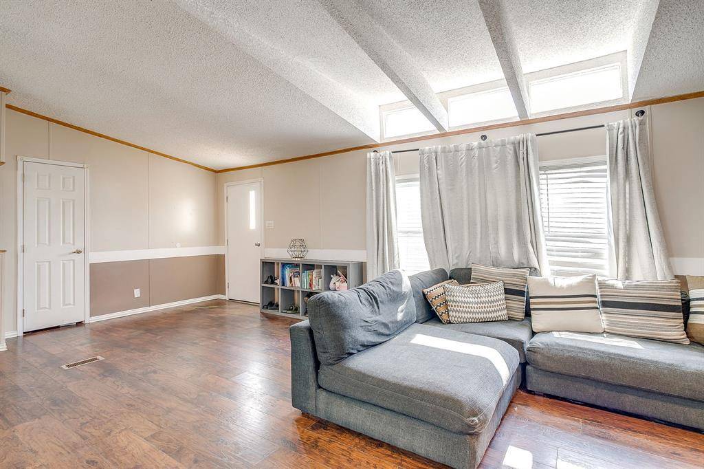 Springtown, TX 76082,113 Salty Dog Lane