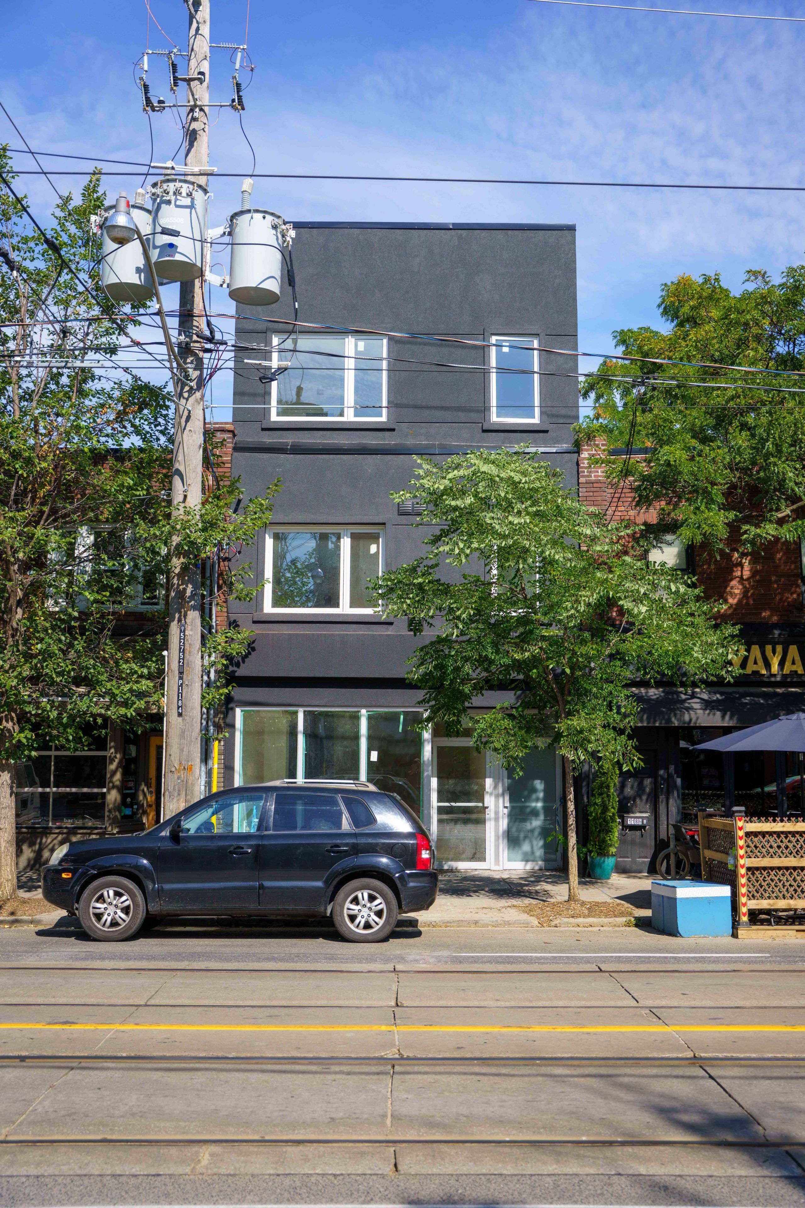 Toronto E01, ON M4M 1L4,1184 Queen ST E