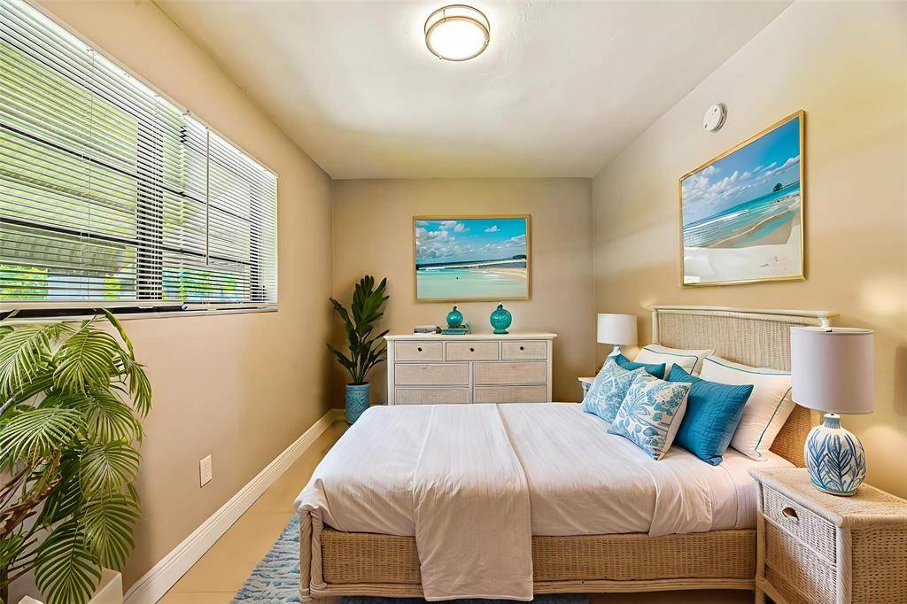 North Miami, FL 33161,95 NE 128th St