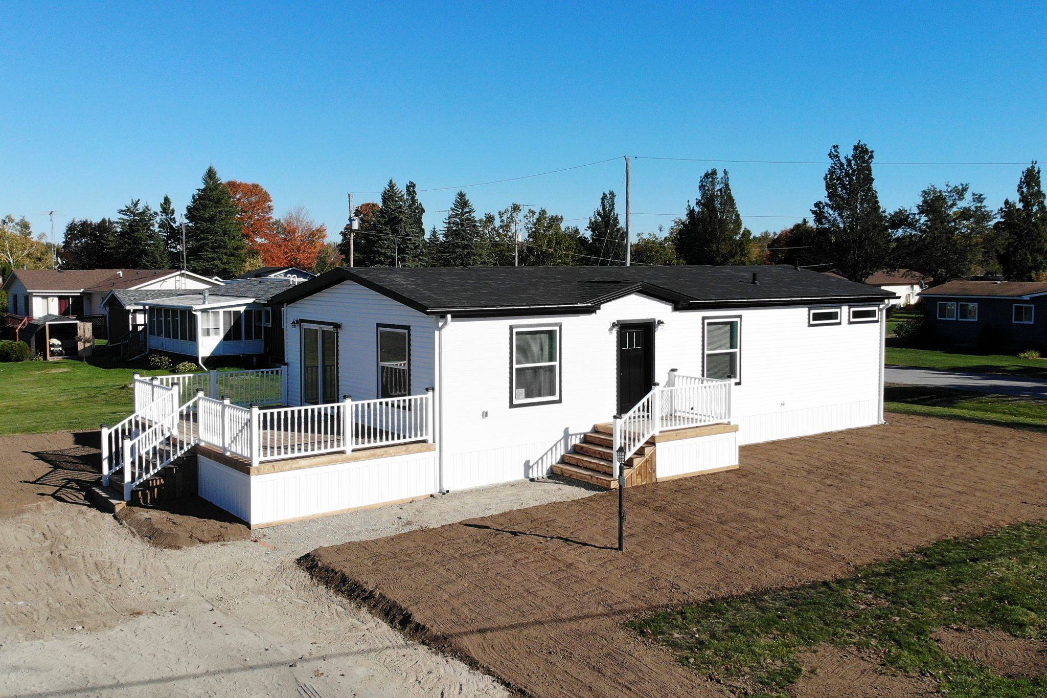 Kawartha Lakes, ON K9V 0H7,1 Vista DR