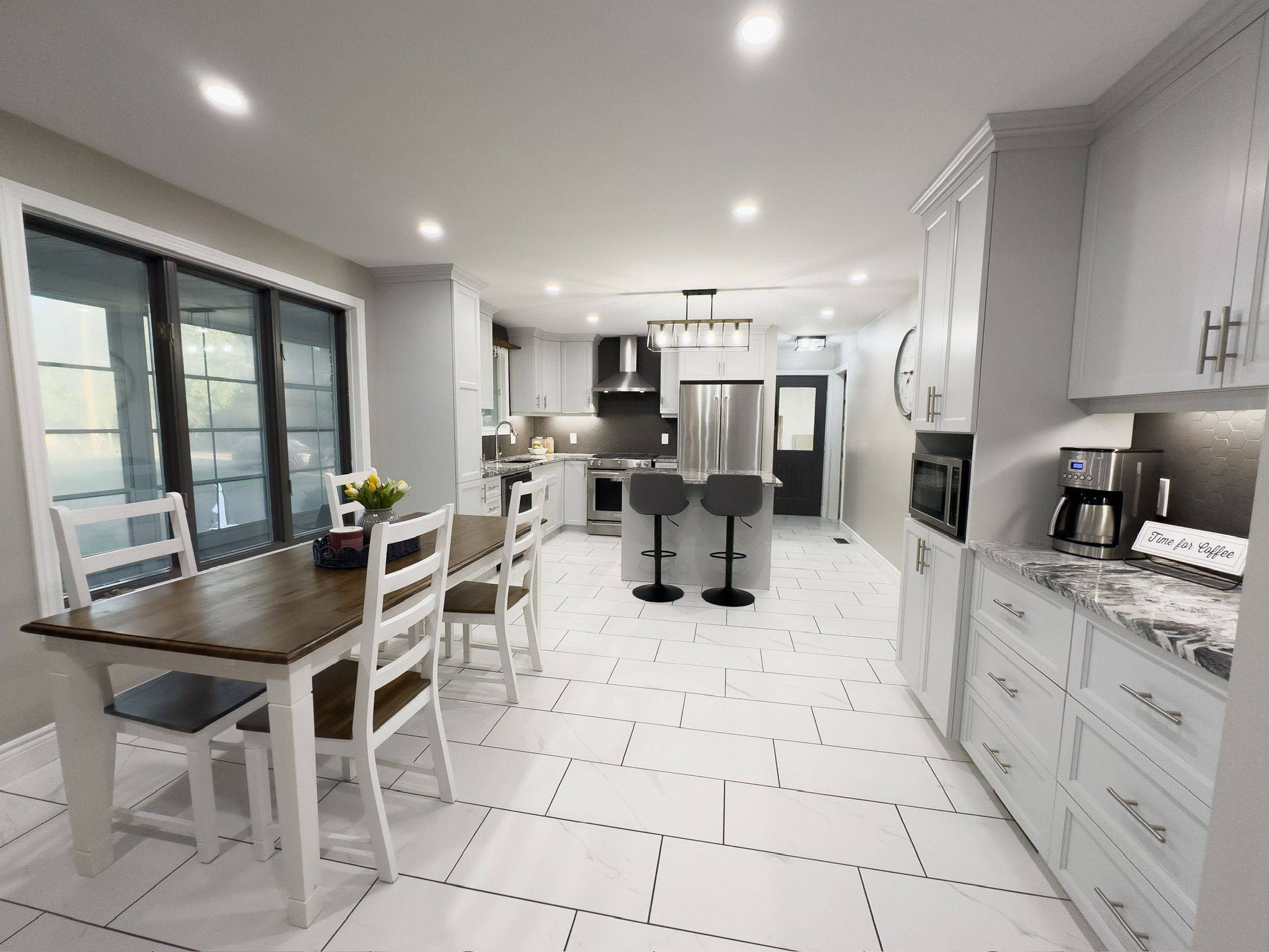 North Dundas, ON K0C 2K0,12187 COUNTY Road 3 RD