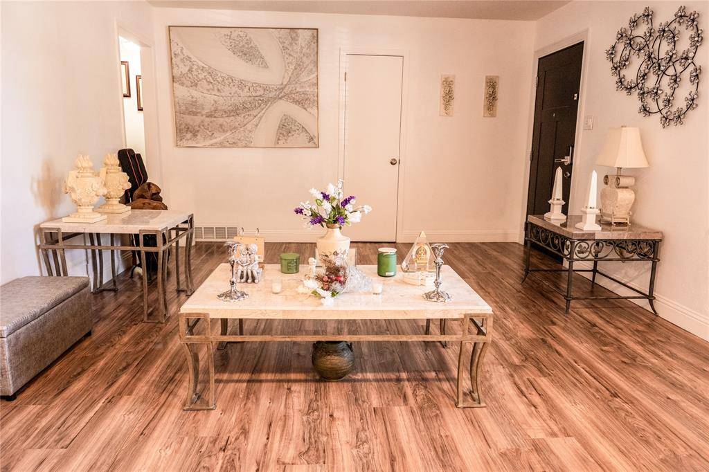 Fort Worth, TX 76112,2005 Milam Street