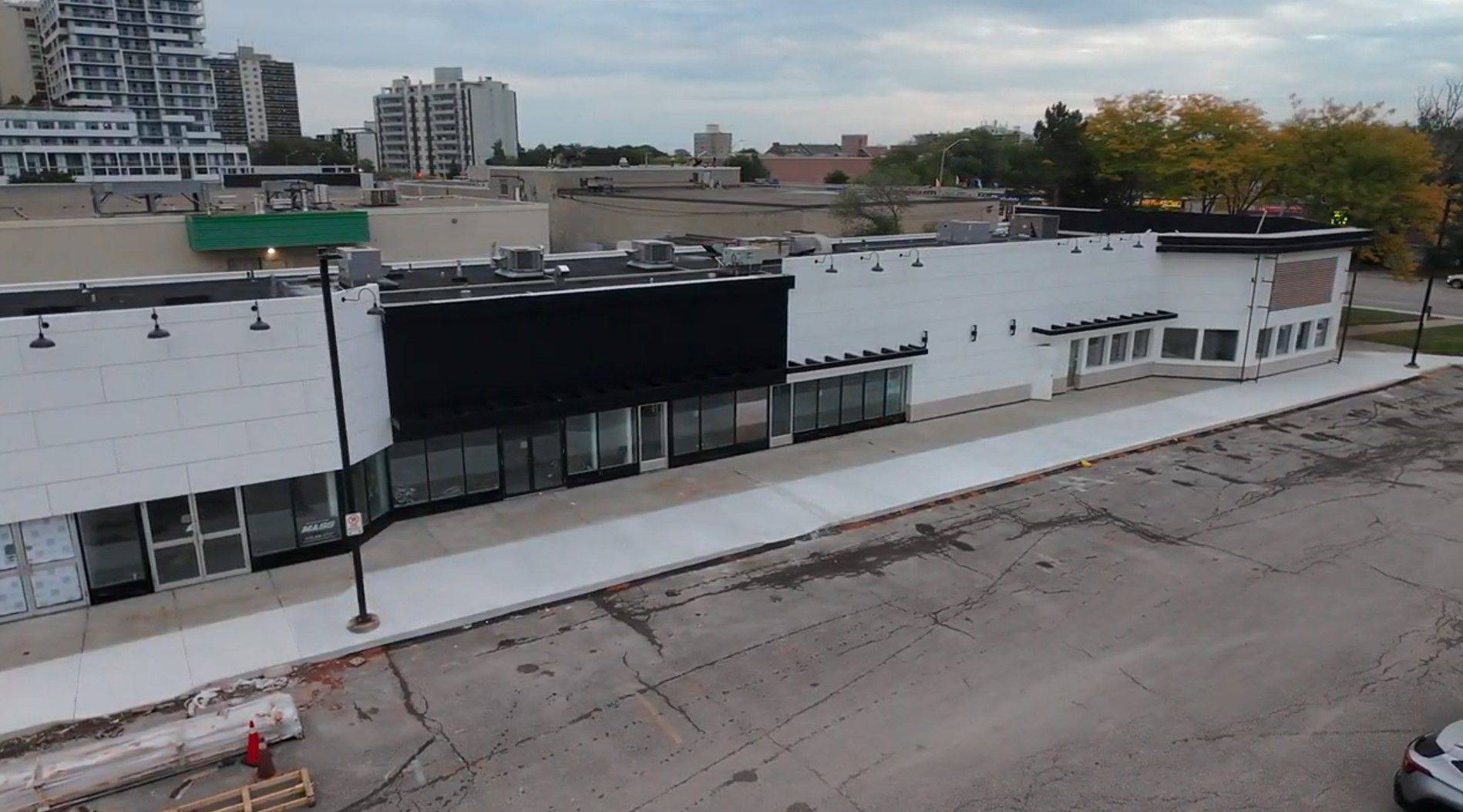 Oakville, ON L6K 3W8,171 Speers RD #9 & 10