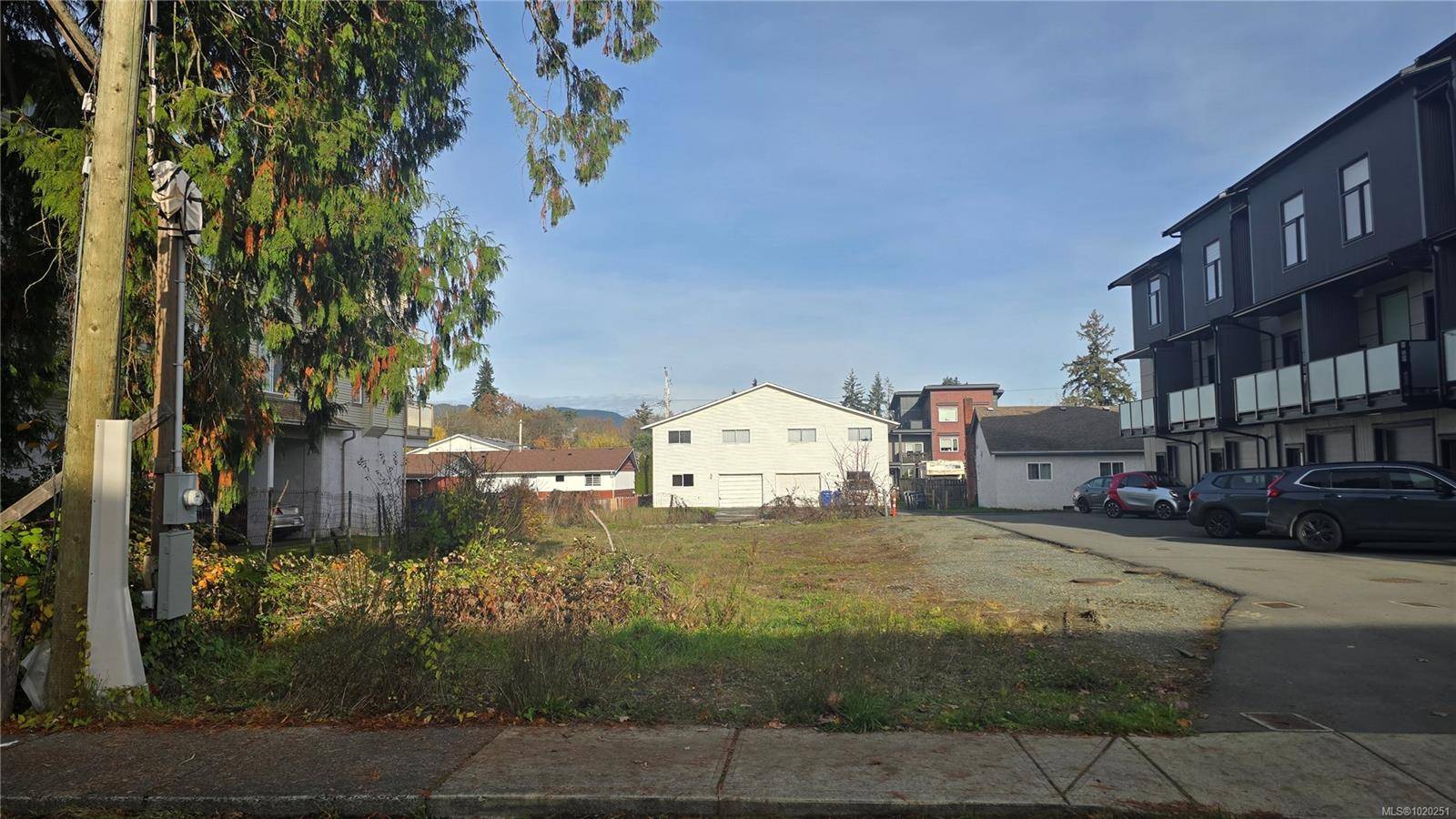 Duncan, BC V9L 1R3,231 First St