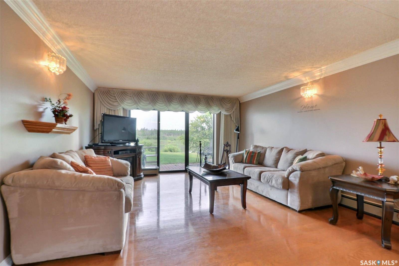 Prince Albert, SK S6V 0A6,516 River STREET E #1D