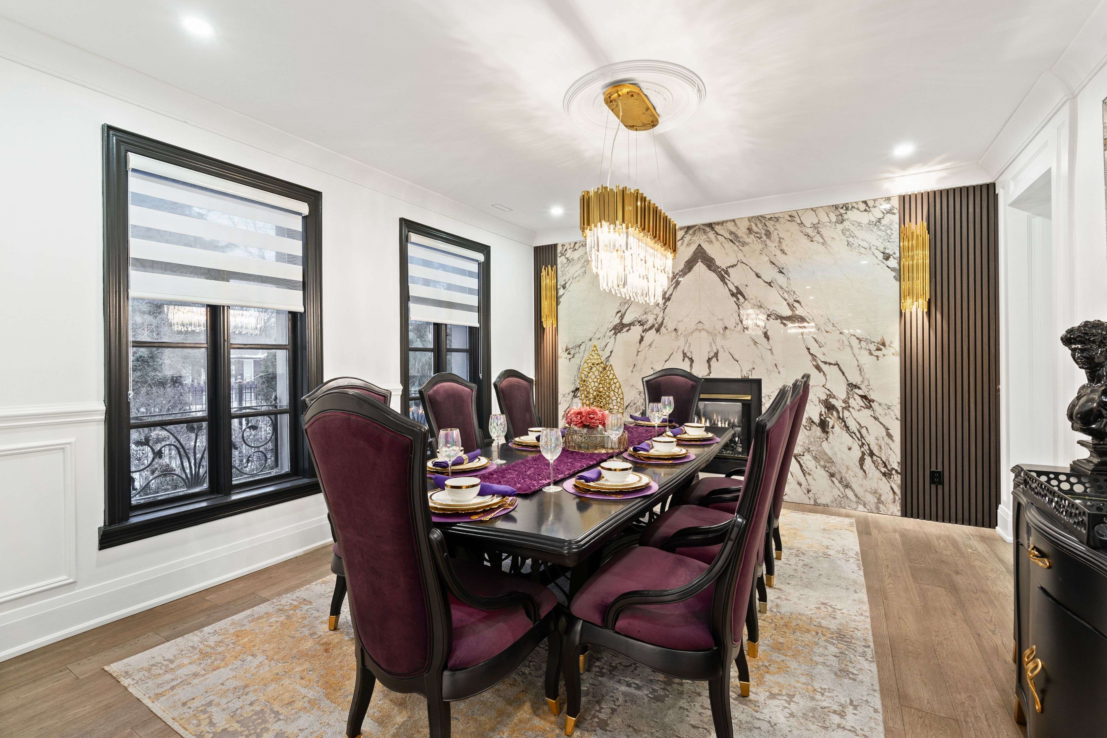 Mississauga, ON L5H 2K1,1540 Mississauga RD