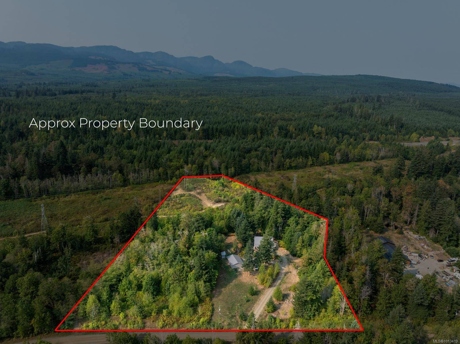 Fanny Bay, BC V0R 1W0,6531 Country Rd