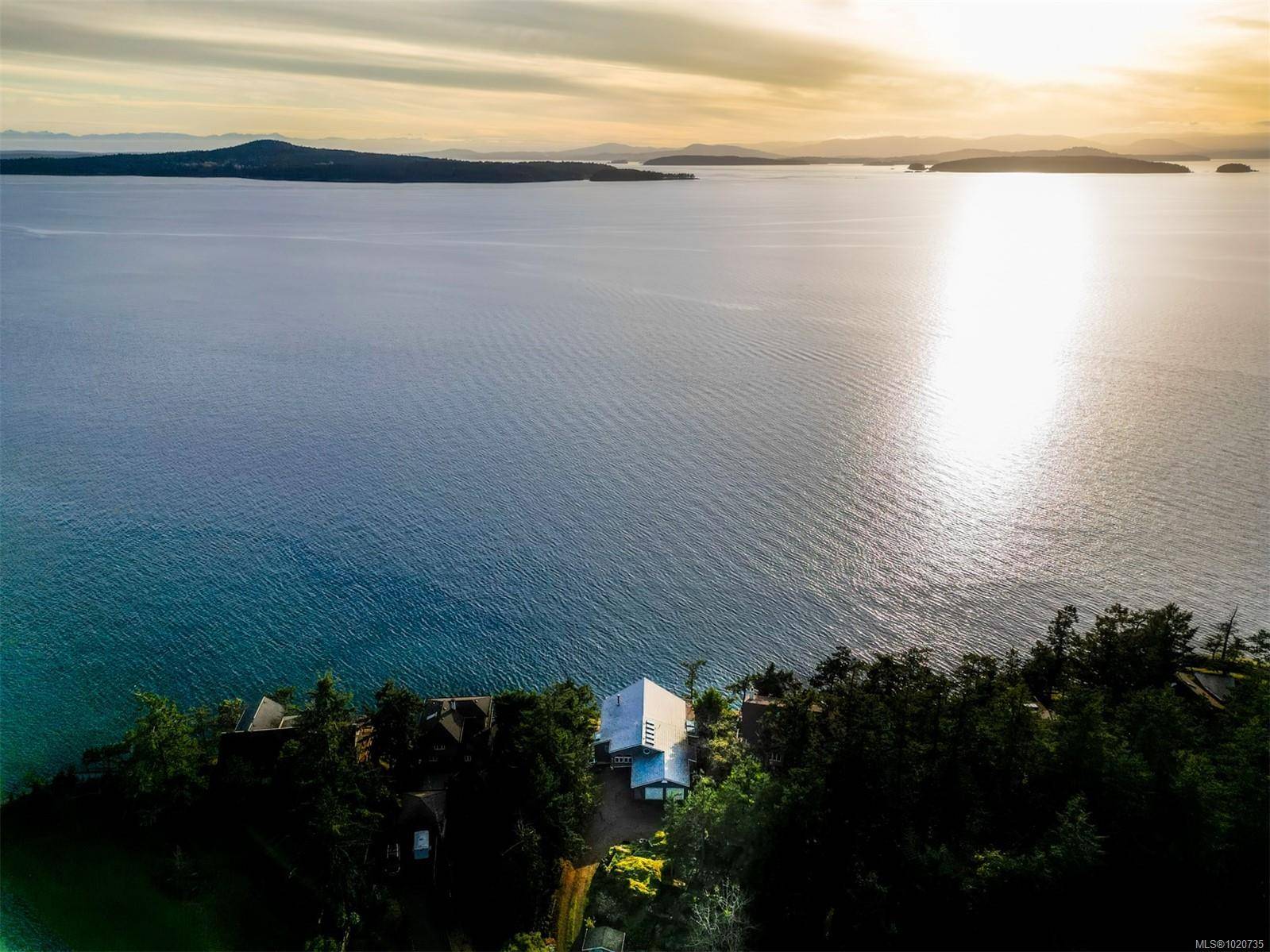 Pender Island, BC V0N 2M2,37189 Schooner Way