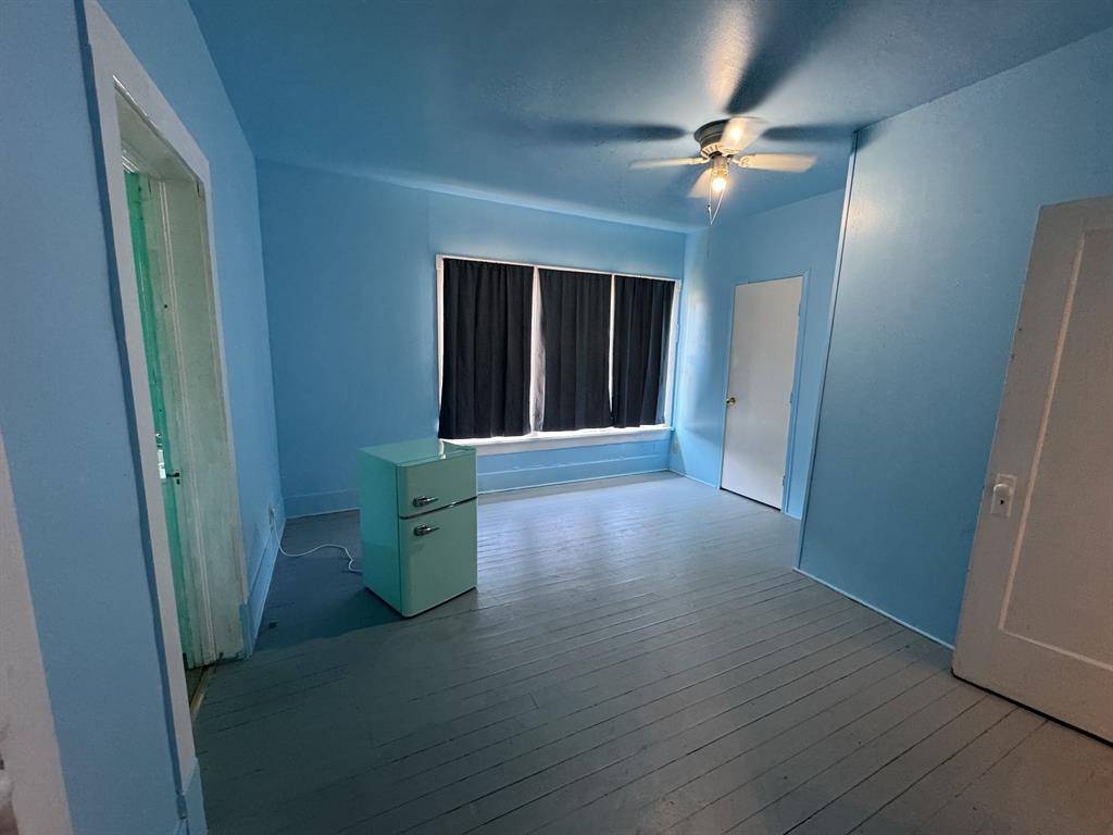 Seymour, TX 76380,304 W Nevada Street