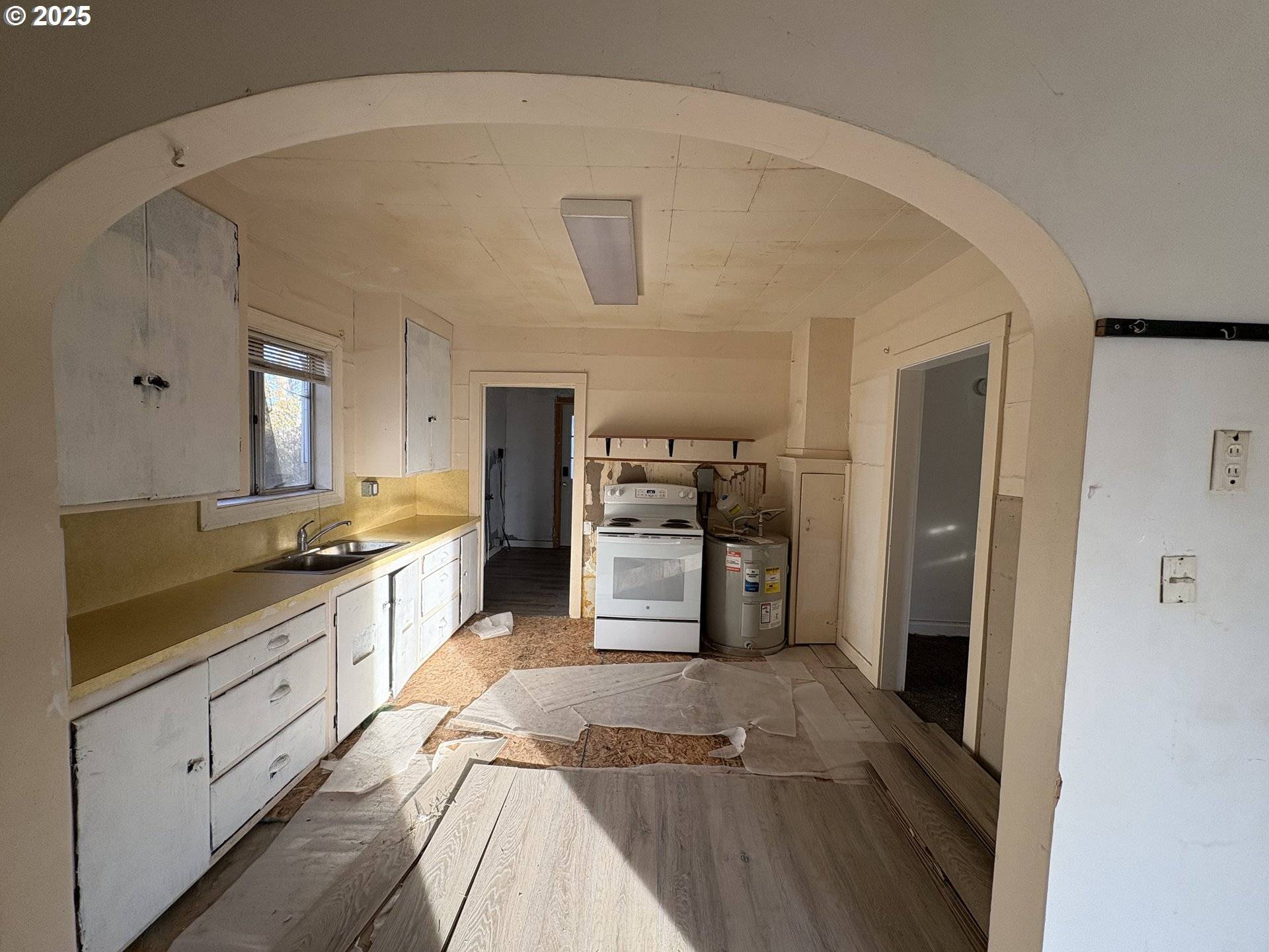 Vale, OR 97918,324 N 10TH ST