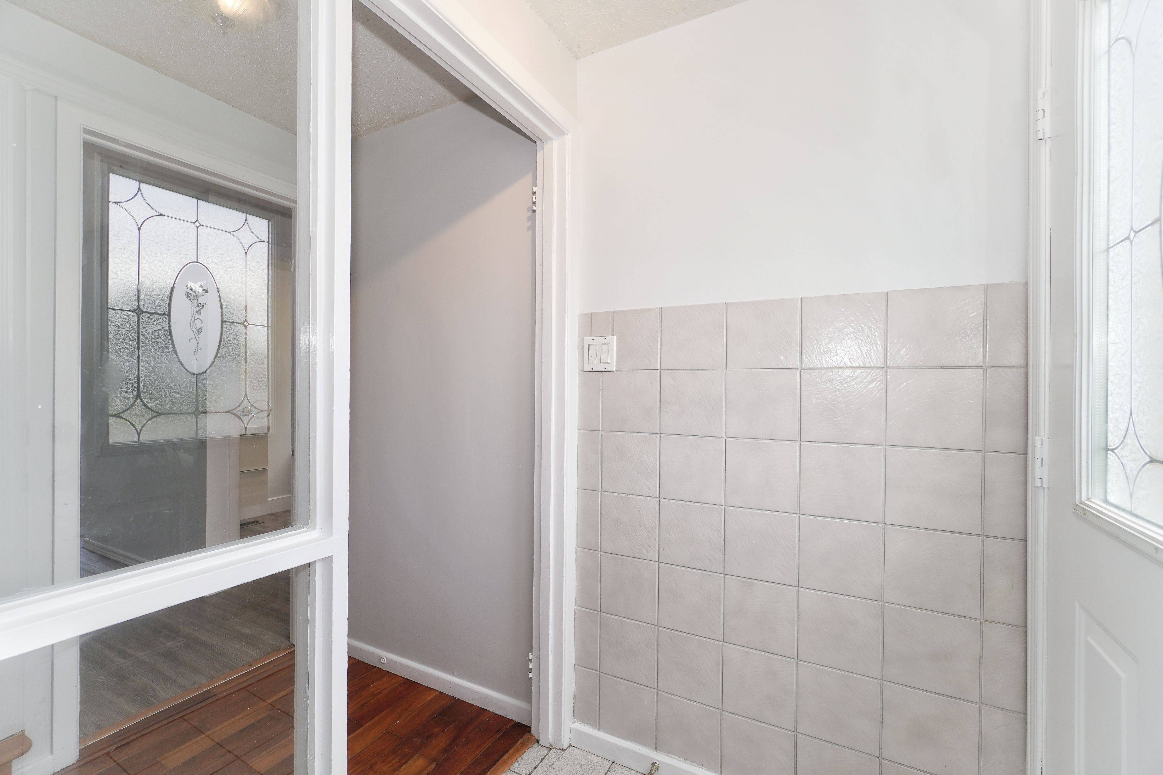 Cityview - Parkwoods Hills - Rideau Shore, ON K2E 6K5,1292 Meadowlands DR E