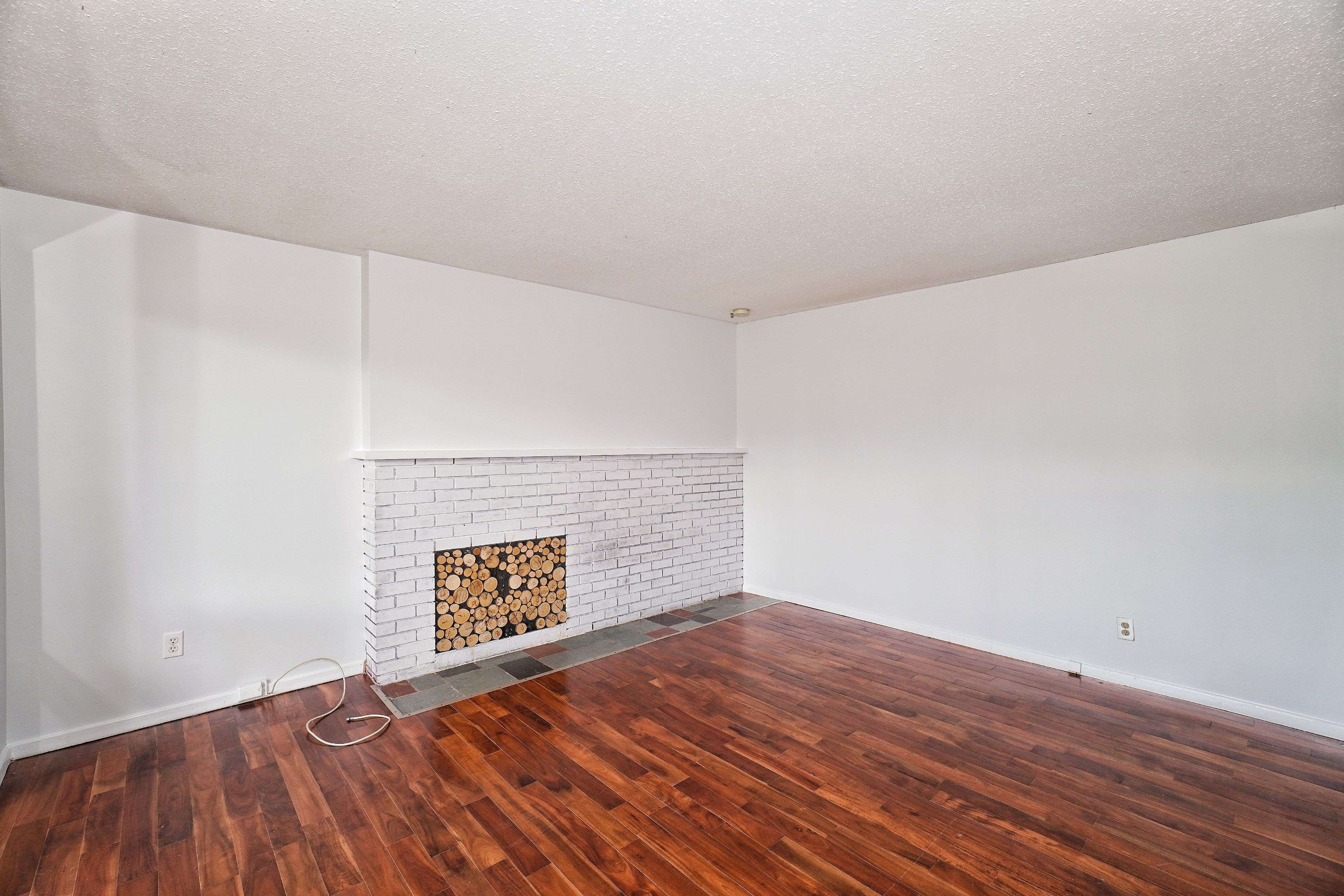 Cityview - Parkwoods Hills - Rideau Shore, ON K2E 6K5,1292 Meadowlands DR E