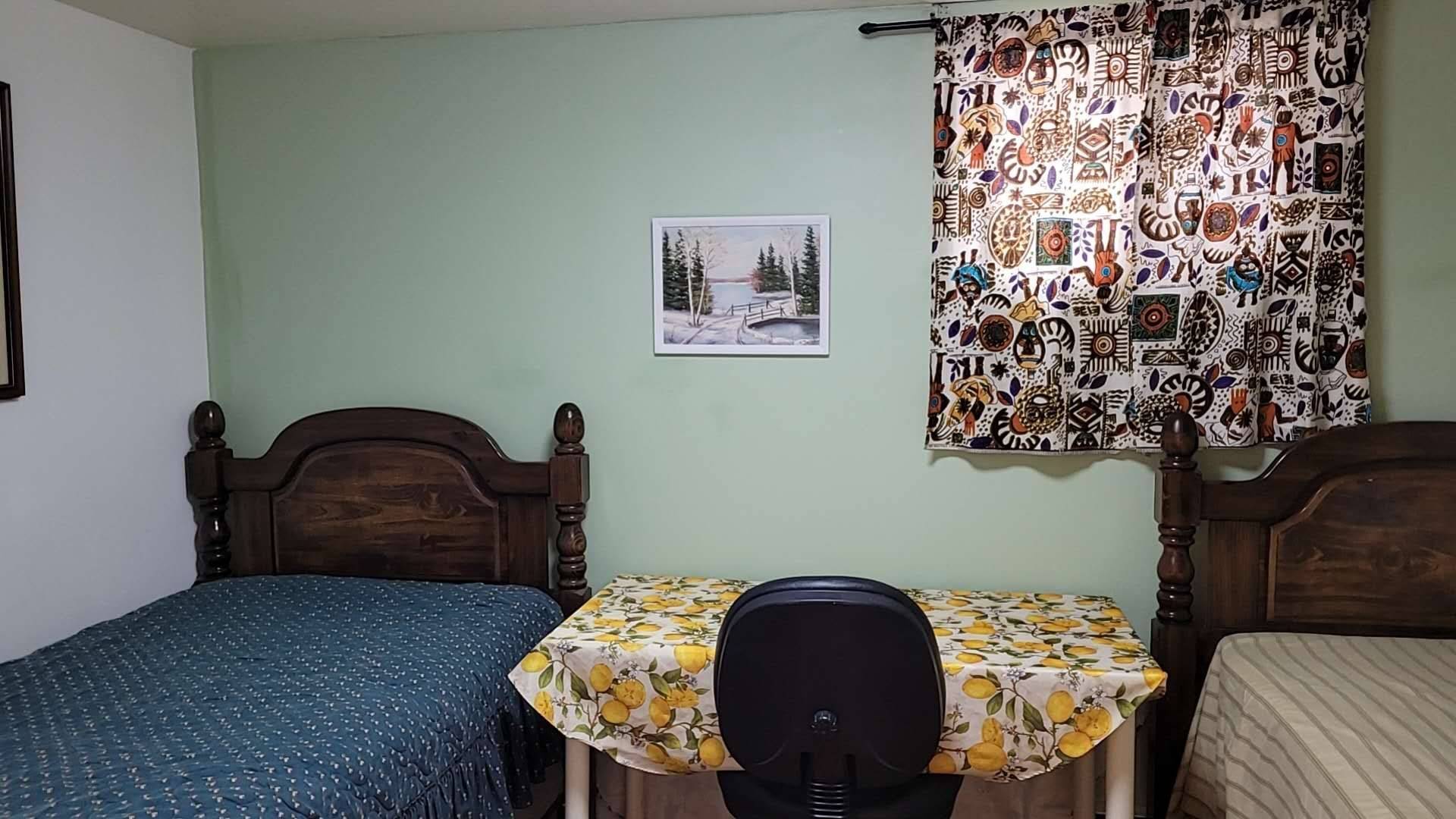 Toronto C15, ON M2J 2E7,103 Glentworth RD