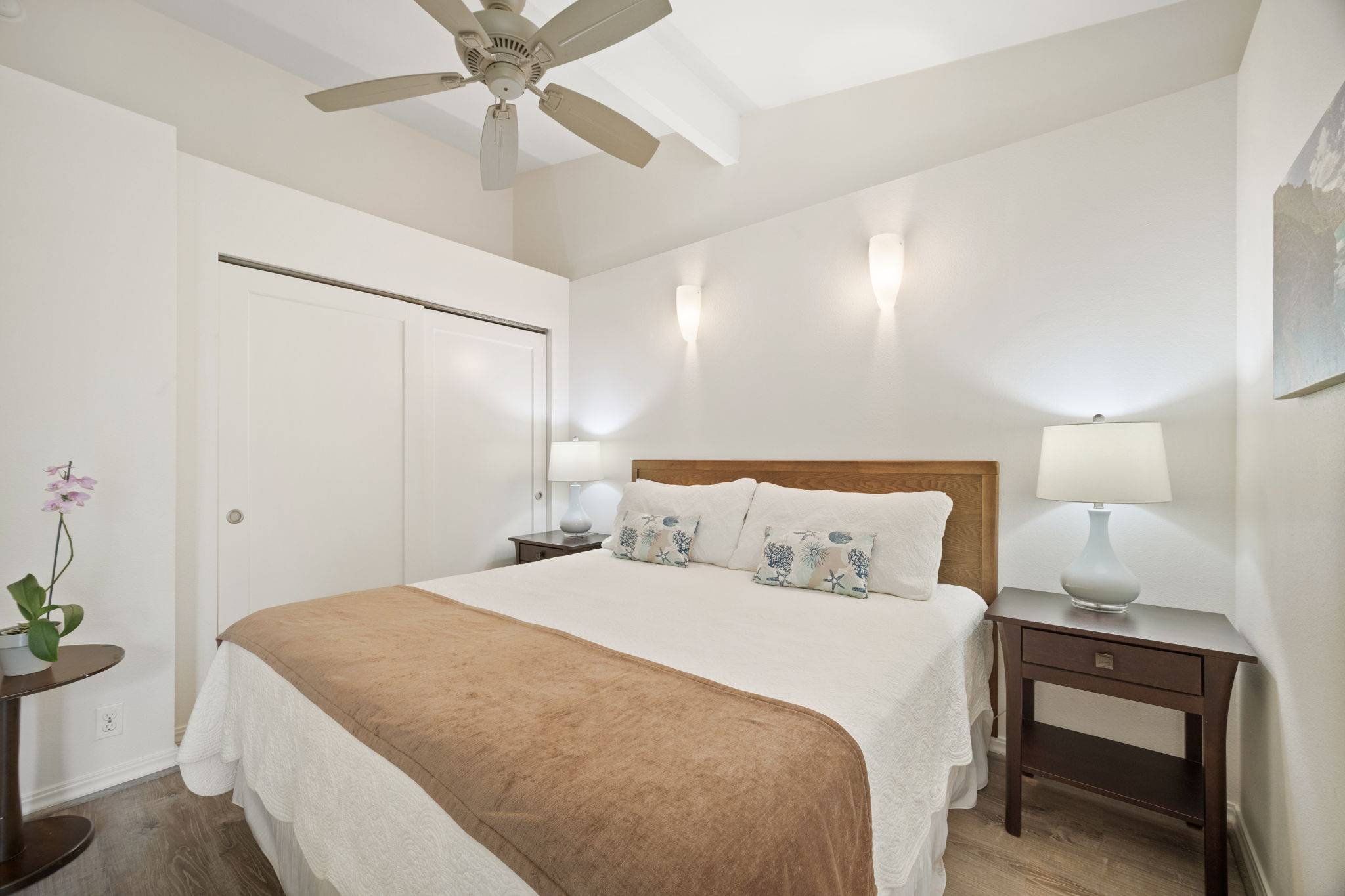 Kapaa, HI 96746,4-856 KUHIO HWY #314