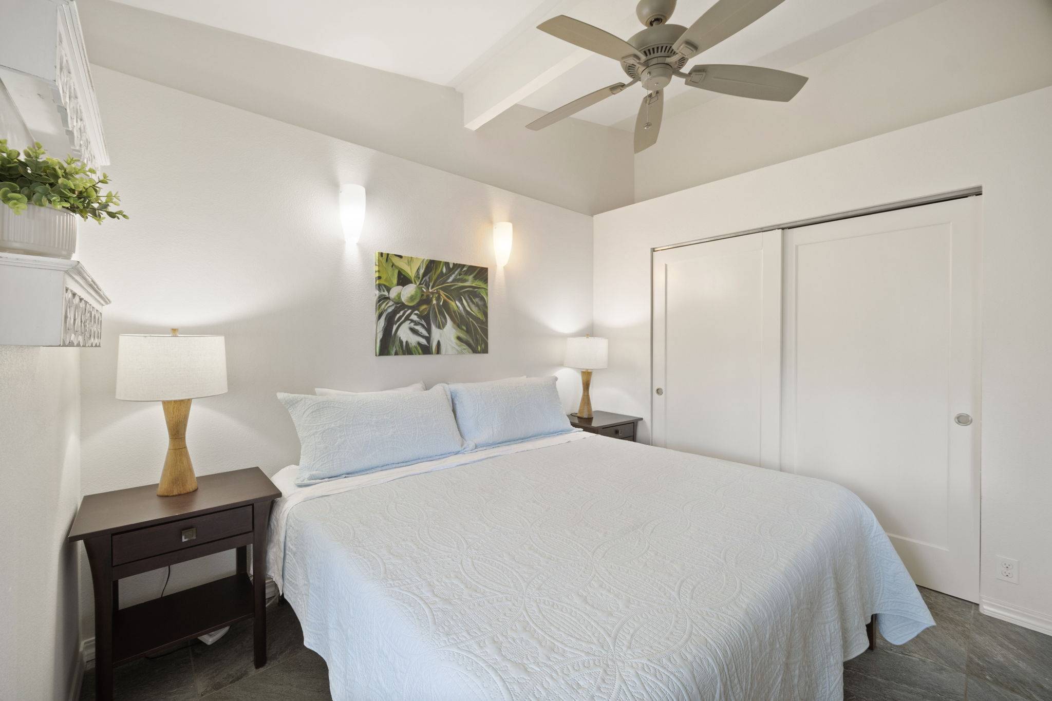 Kapaa, HI 96746,4-856 KUHIO HWY #314