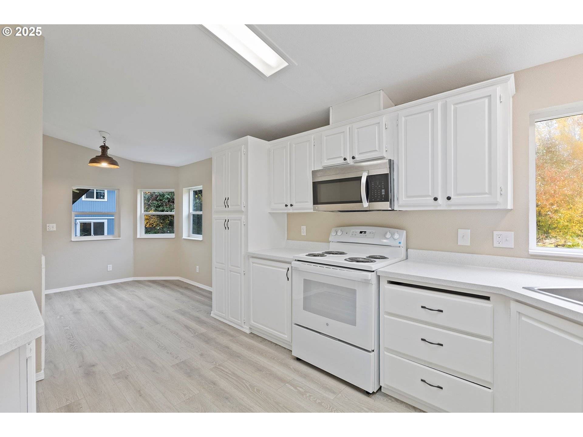 Sherwood, OR 97140,23077 SW MAIN ST #21