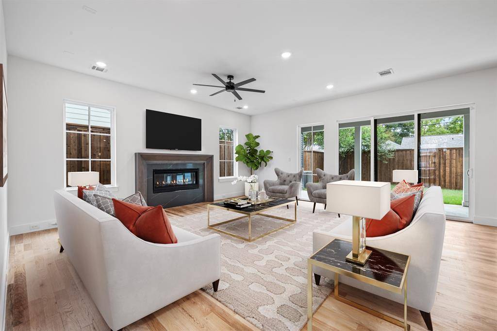 Dallas, TX 75206,5916 Ellsworth Avenue